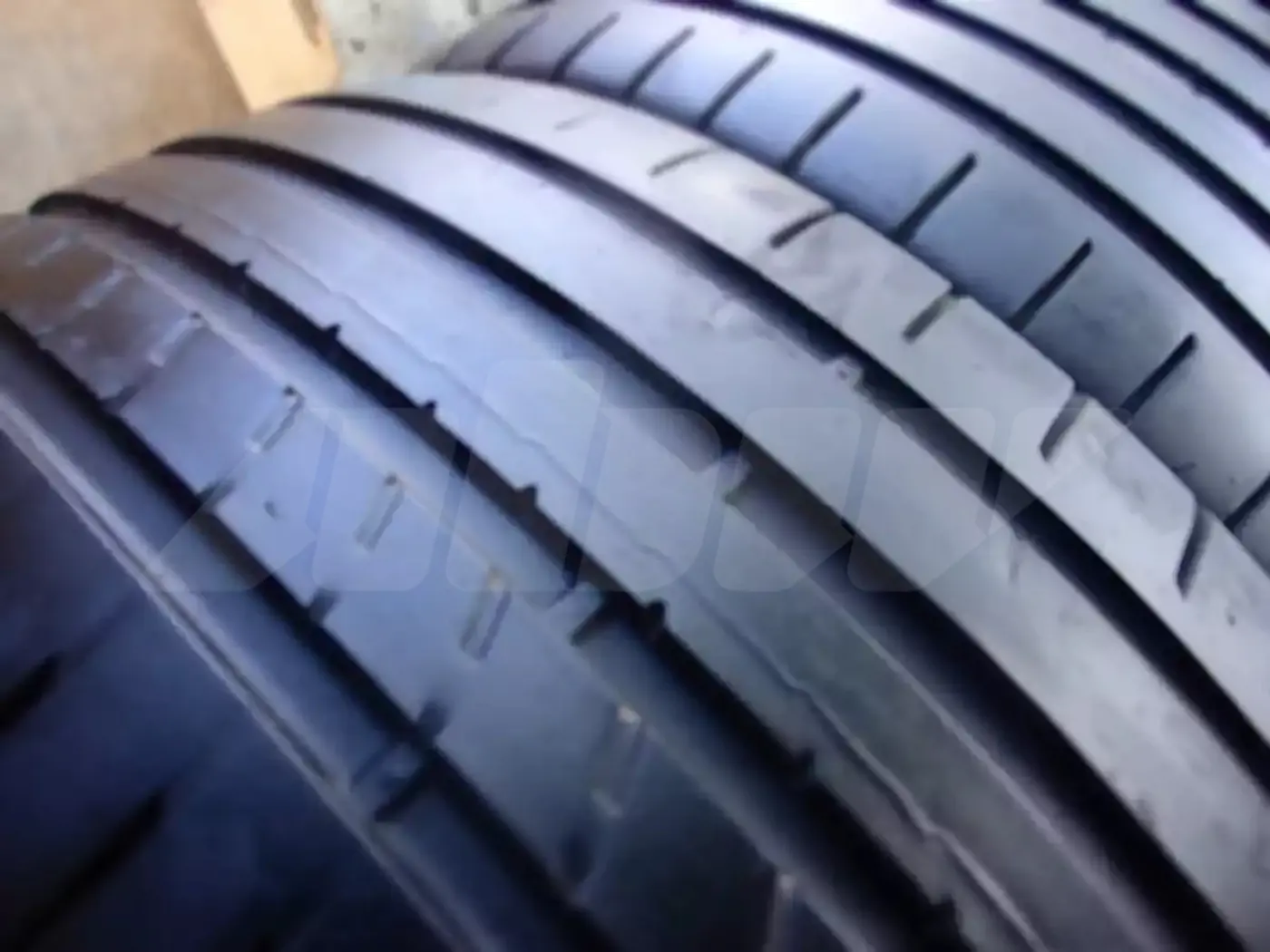 R19 265 50 Goodyear