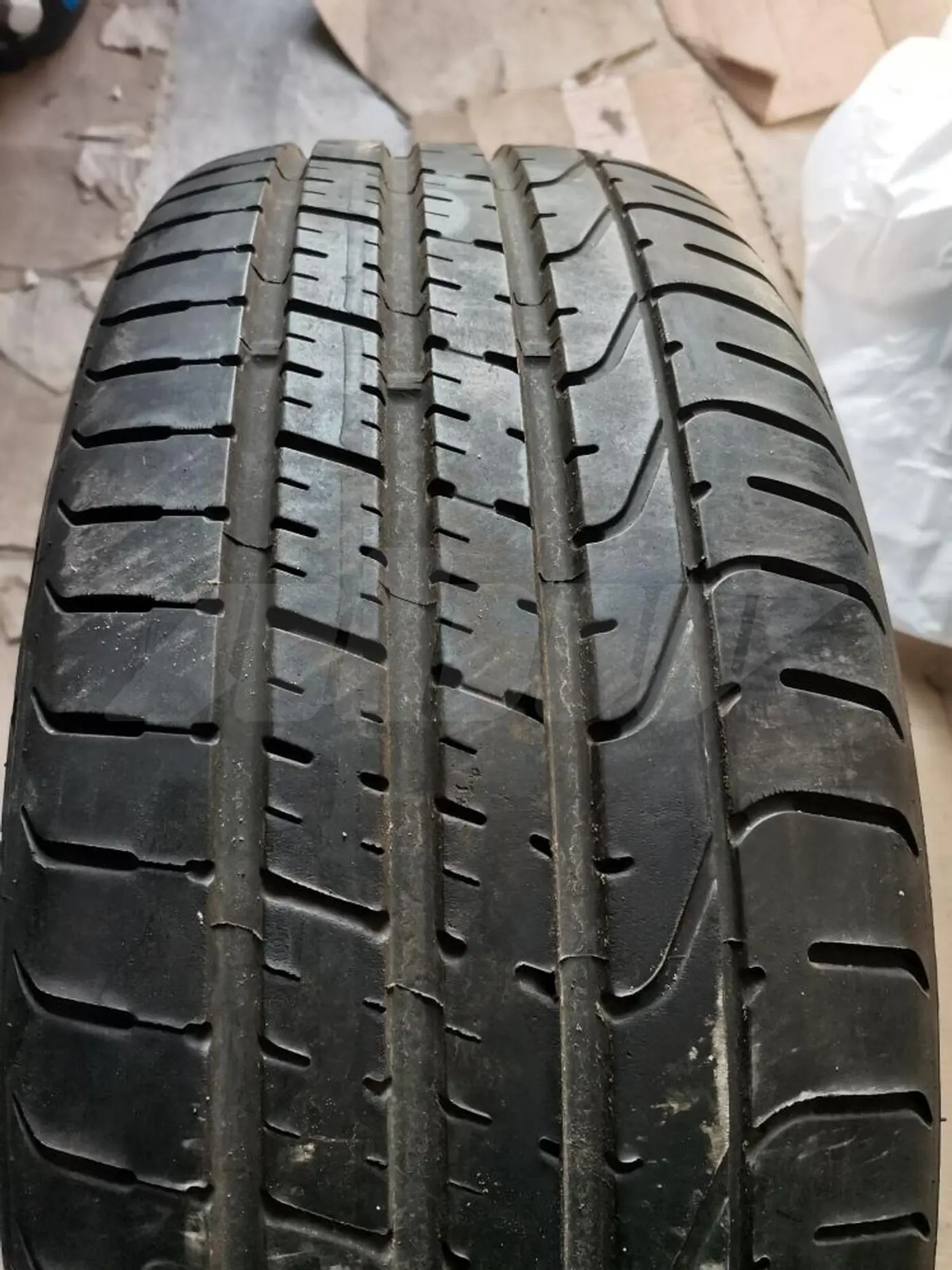 R20 225 35 Pirelli
