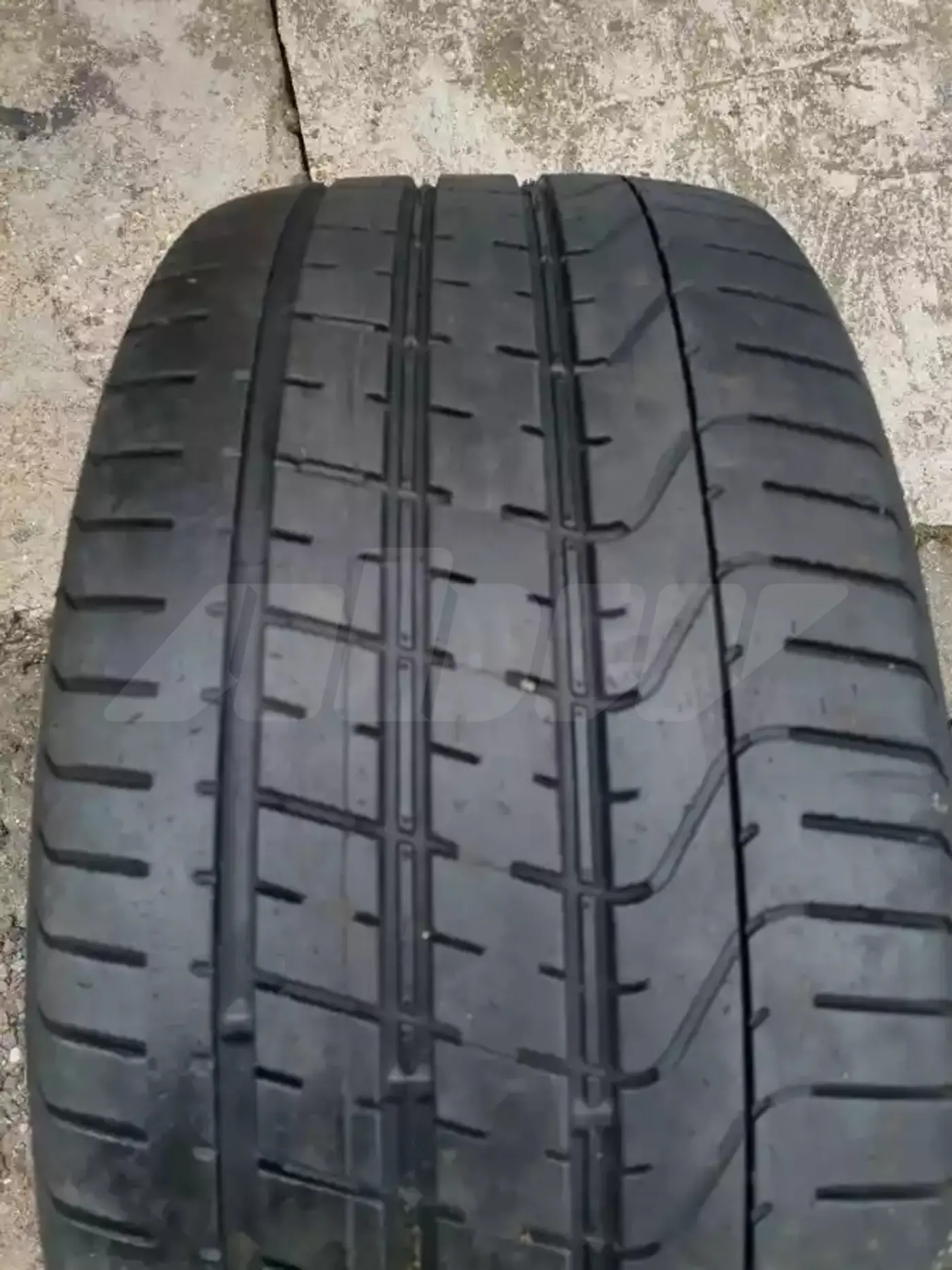 R20 275 40 Pirelli P Zero