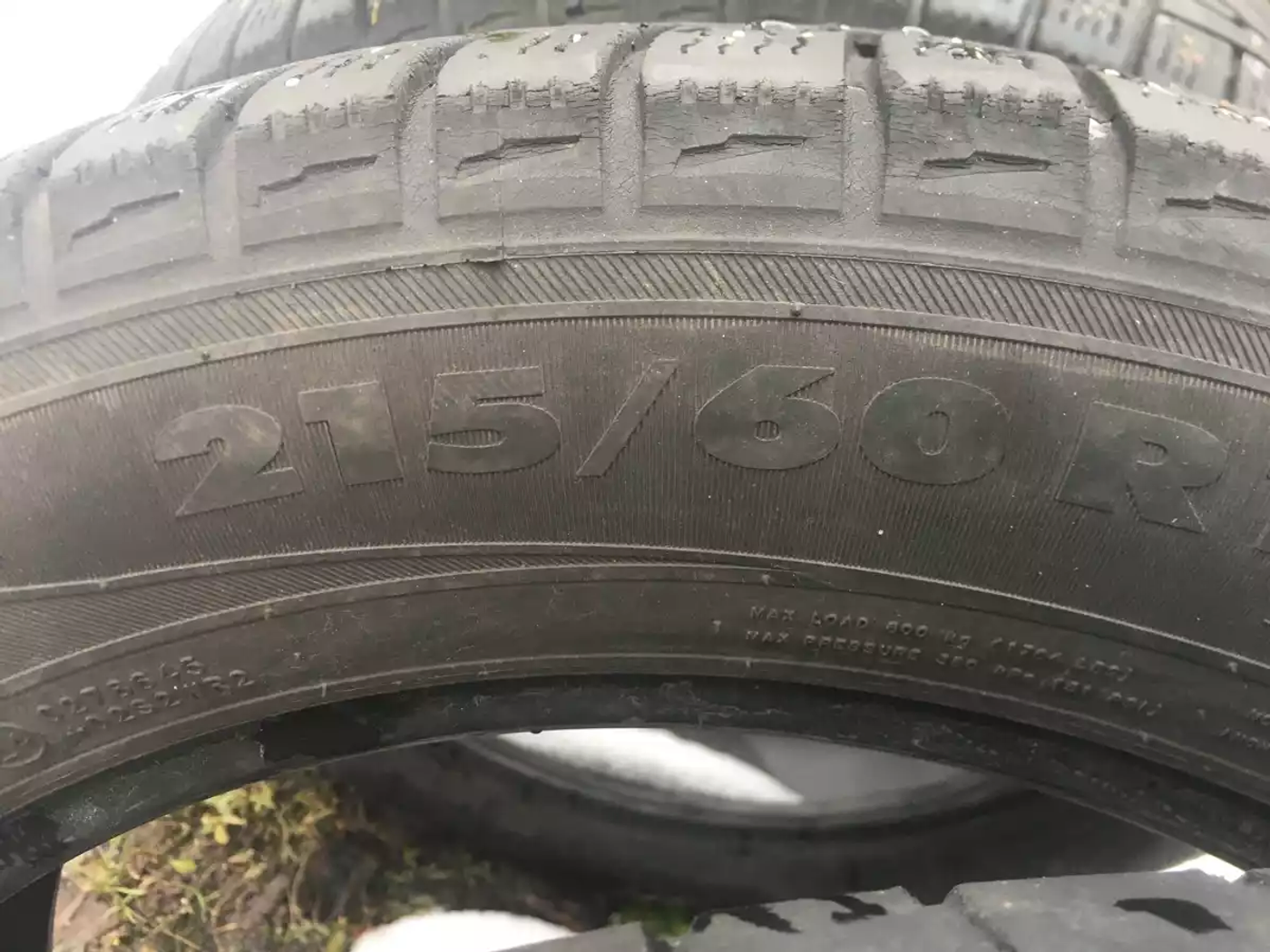 R17 215 60 Nokian нокиан