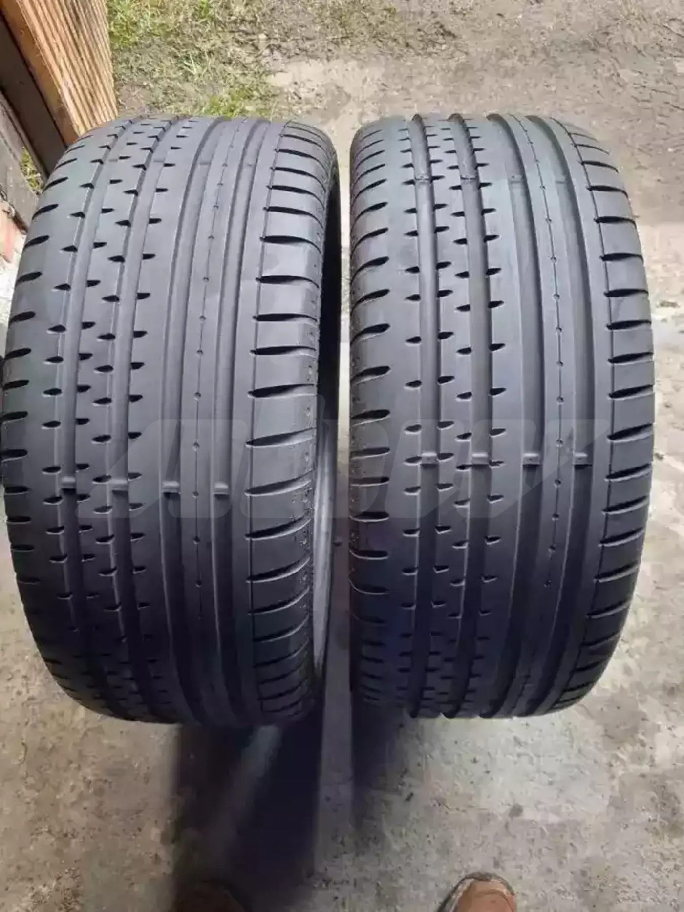 R18 255 45 Continental sport contakt 2