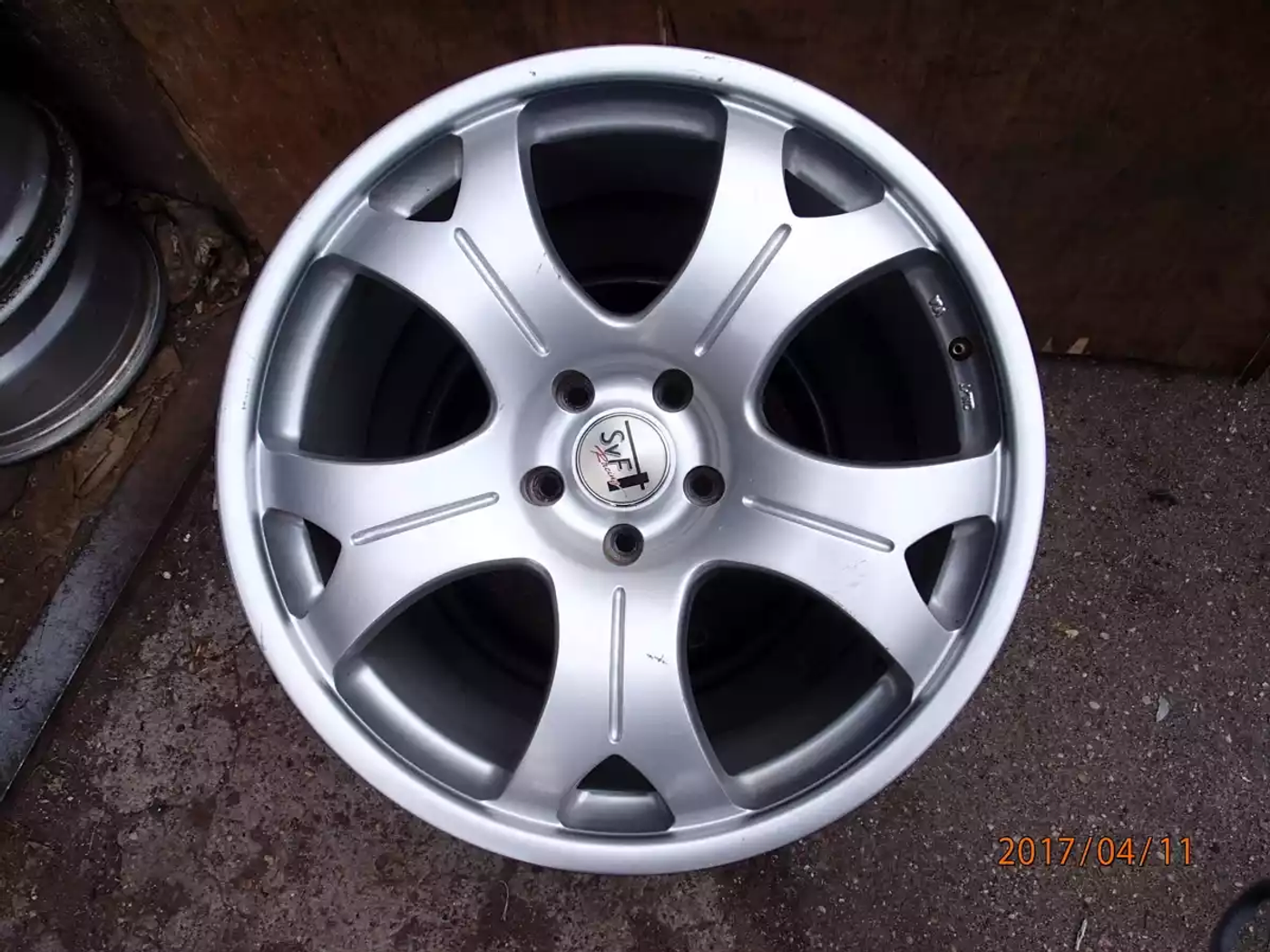 8xR20 5 120 ET35 DIA73 к Lexus
