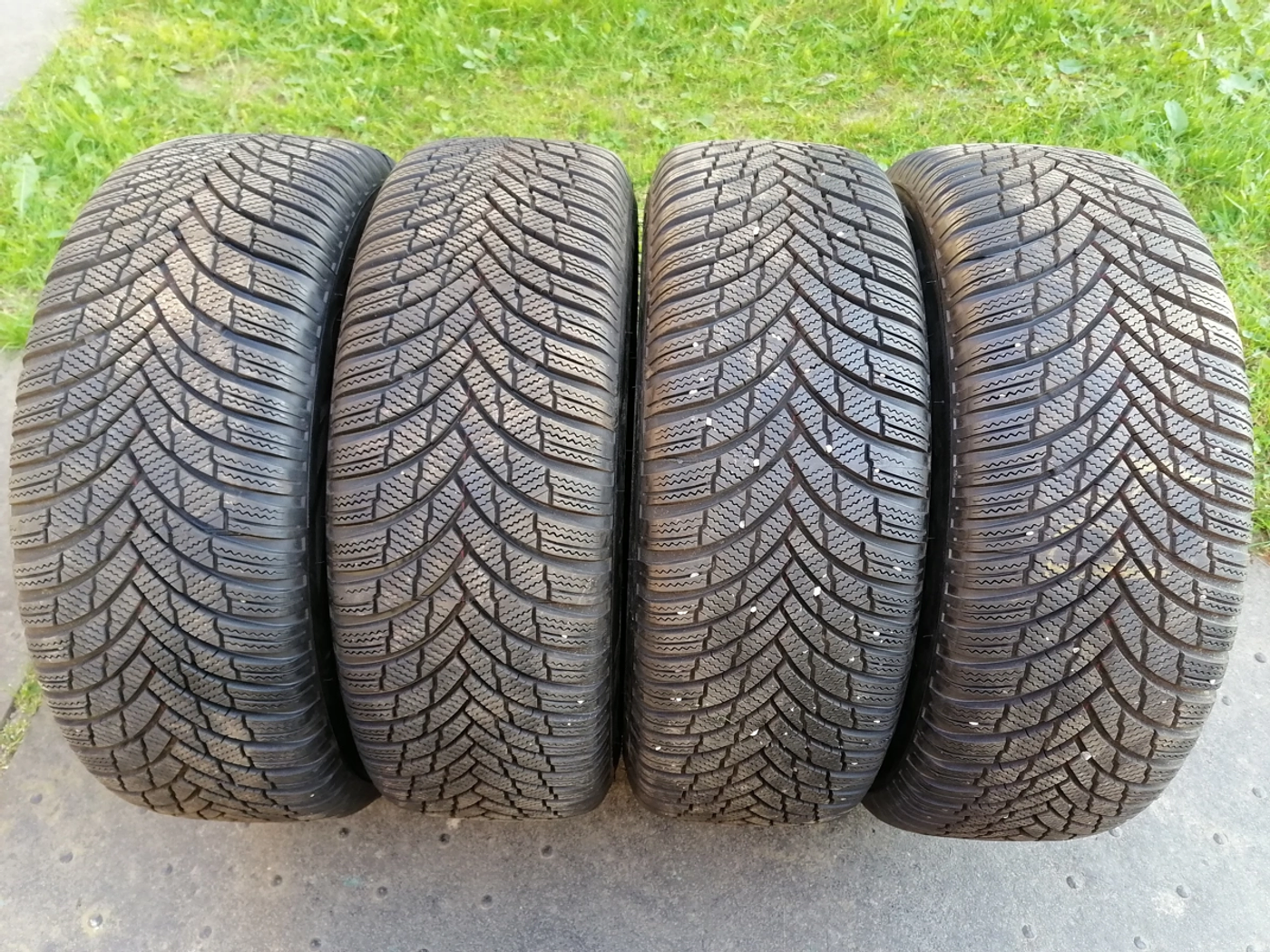 R16 215 60 Firestone Winterhawk 4