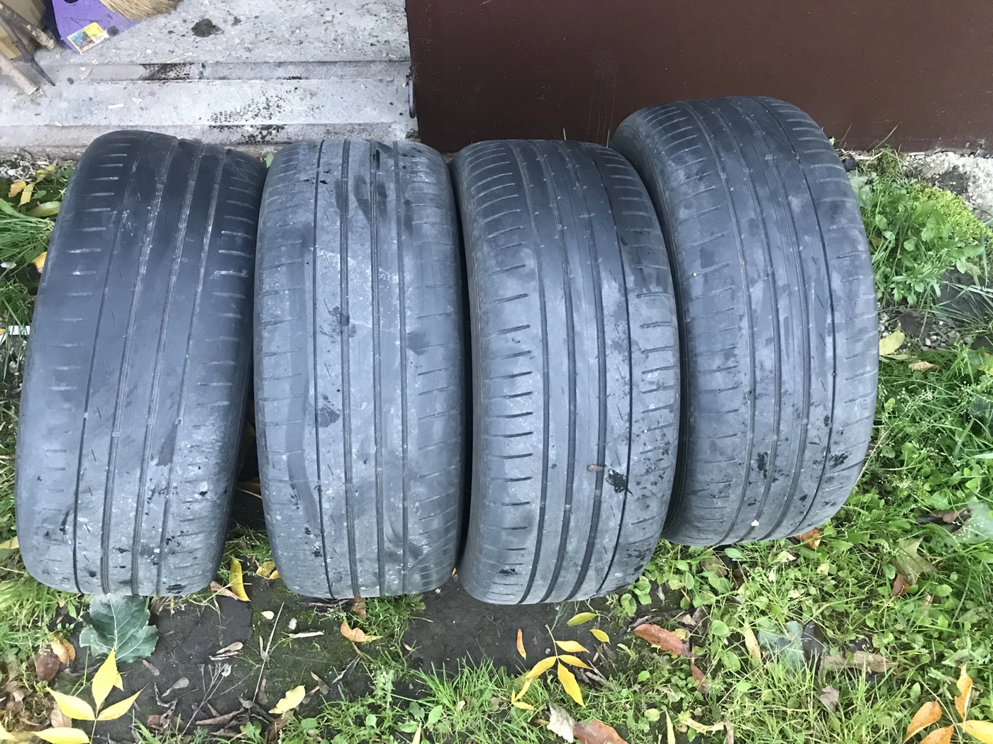 R17 225 50 Hankook Hankook