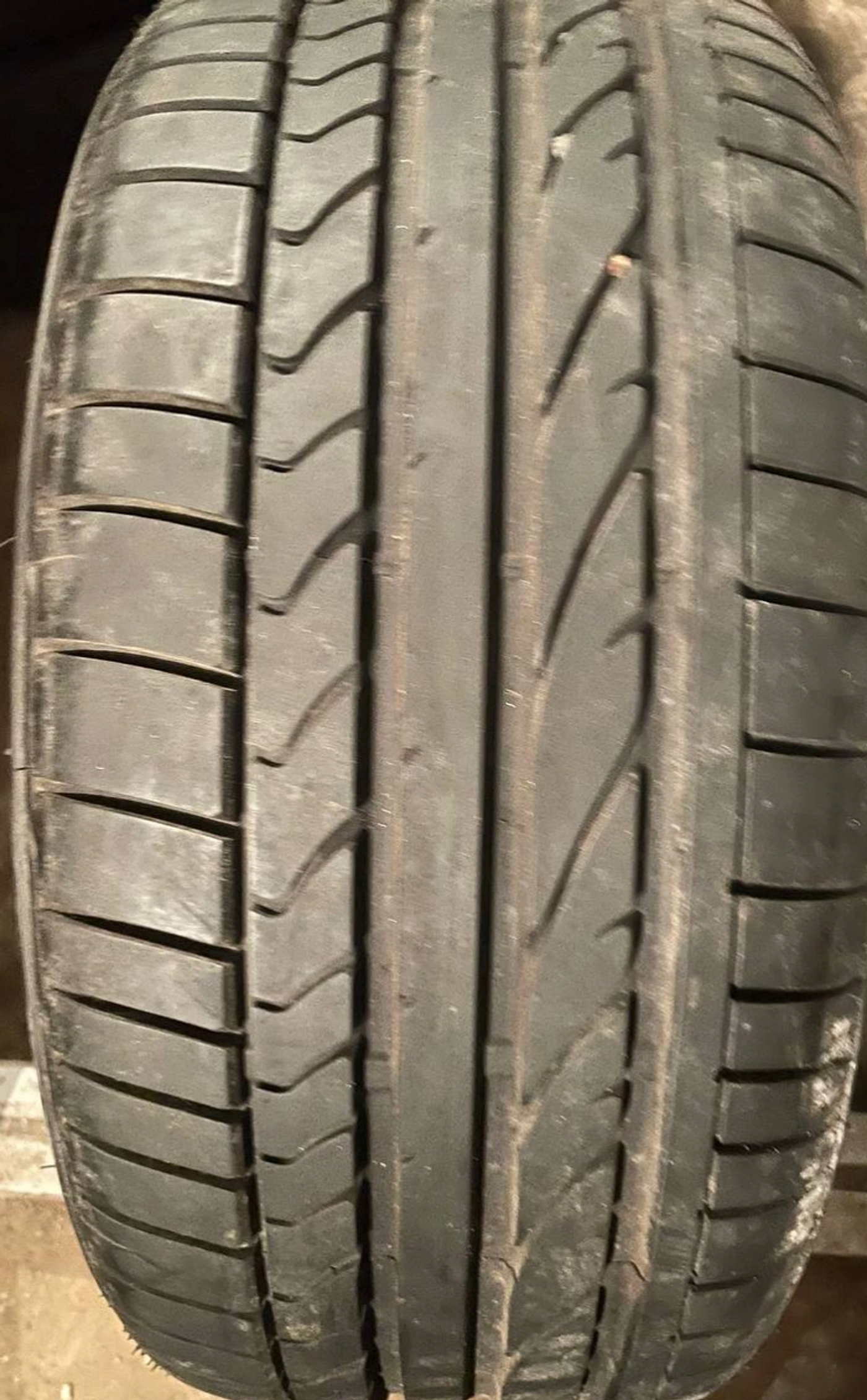 R17 215 40 Bridgestone Potenza RE050A