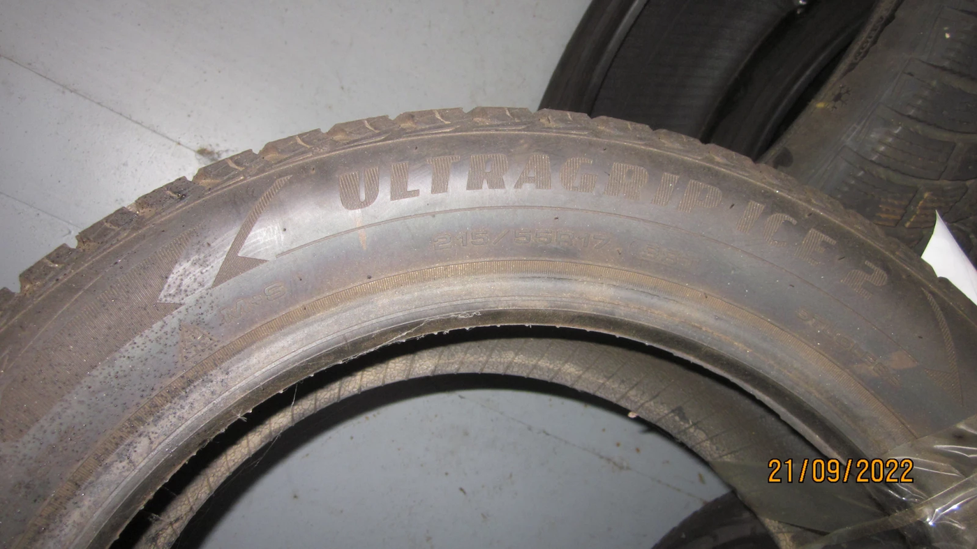 R17 215 55 Goodyear Goodyear 215/55R17 98 T xl UltraGrip Ice2