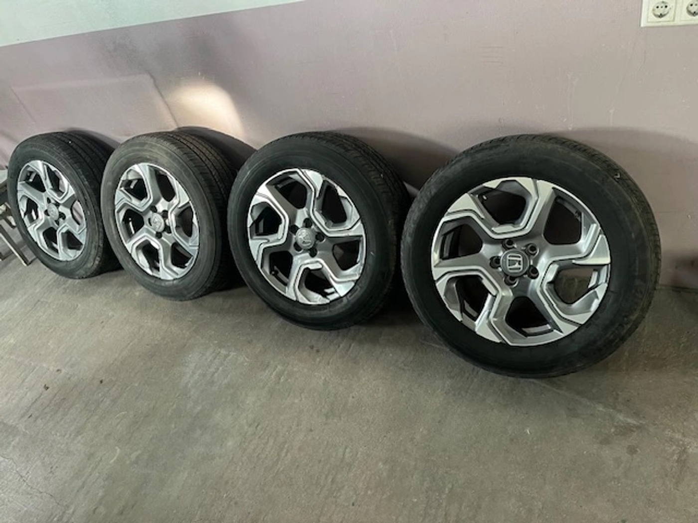 18xR18 5 114.3 ET45 DIA54 к Honda CR-V