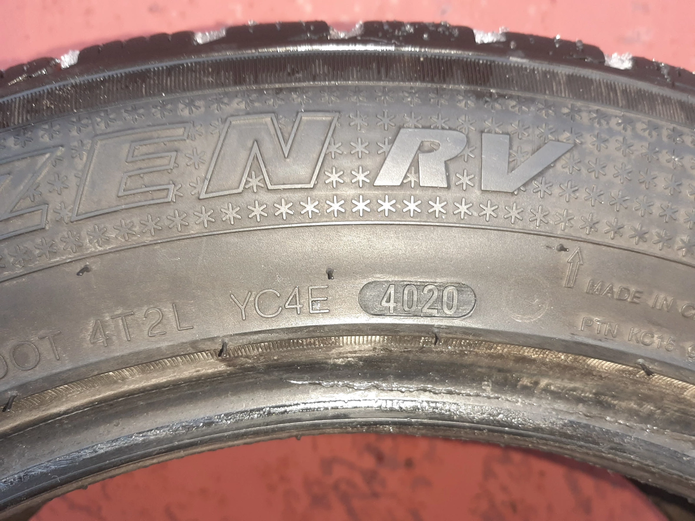 R18 225 55 Kumho 1