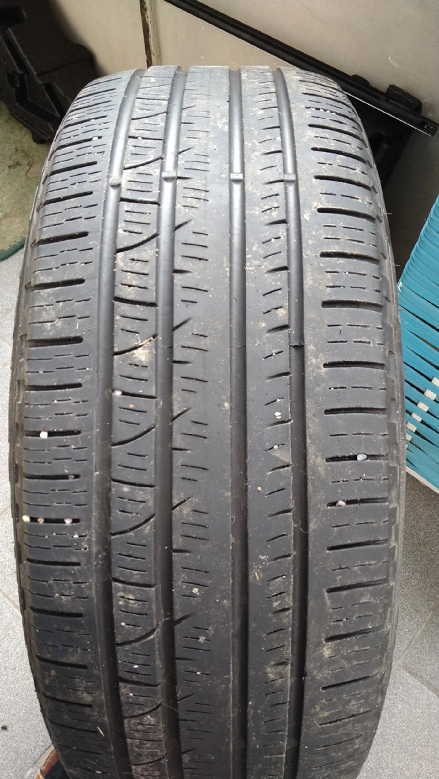 R19 235 50 Pirelli Scorpion Verde