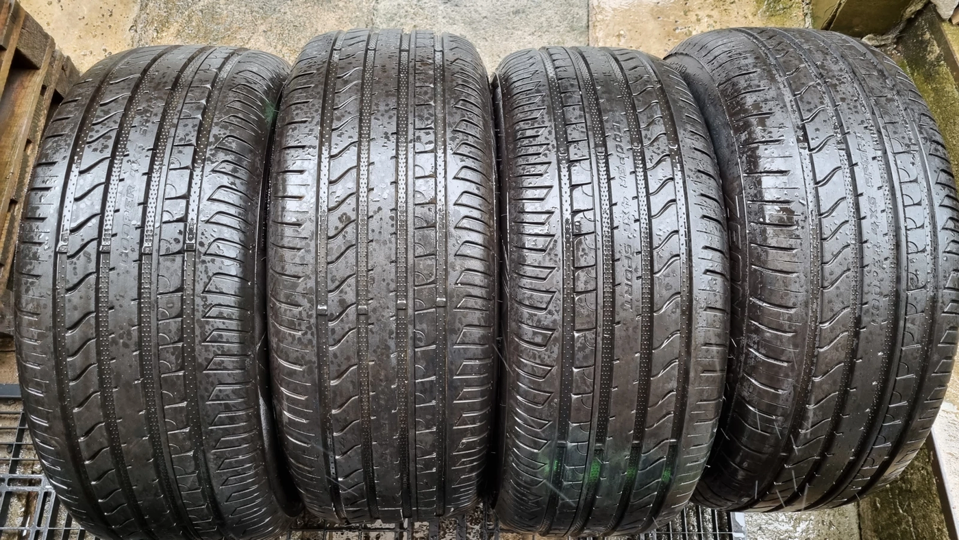 R18 255 55 Cooper Zenon 4xS-Sport