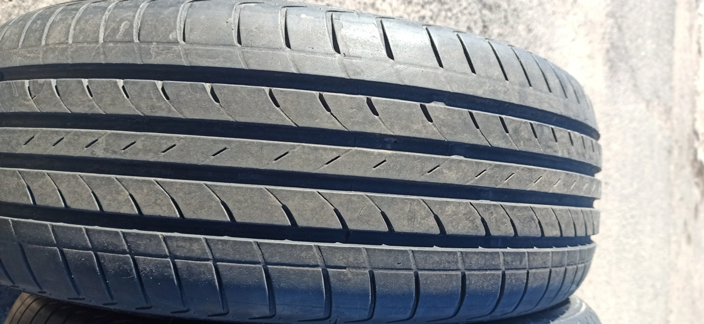 R15 195 60 LingLong green -max hp 010
