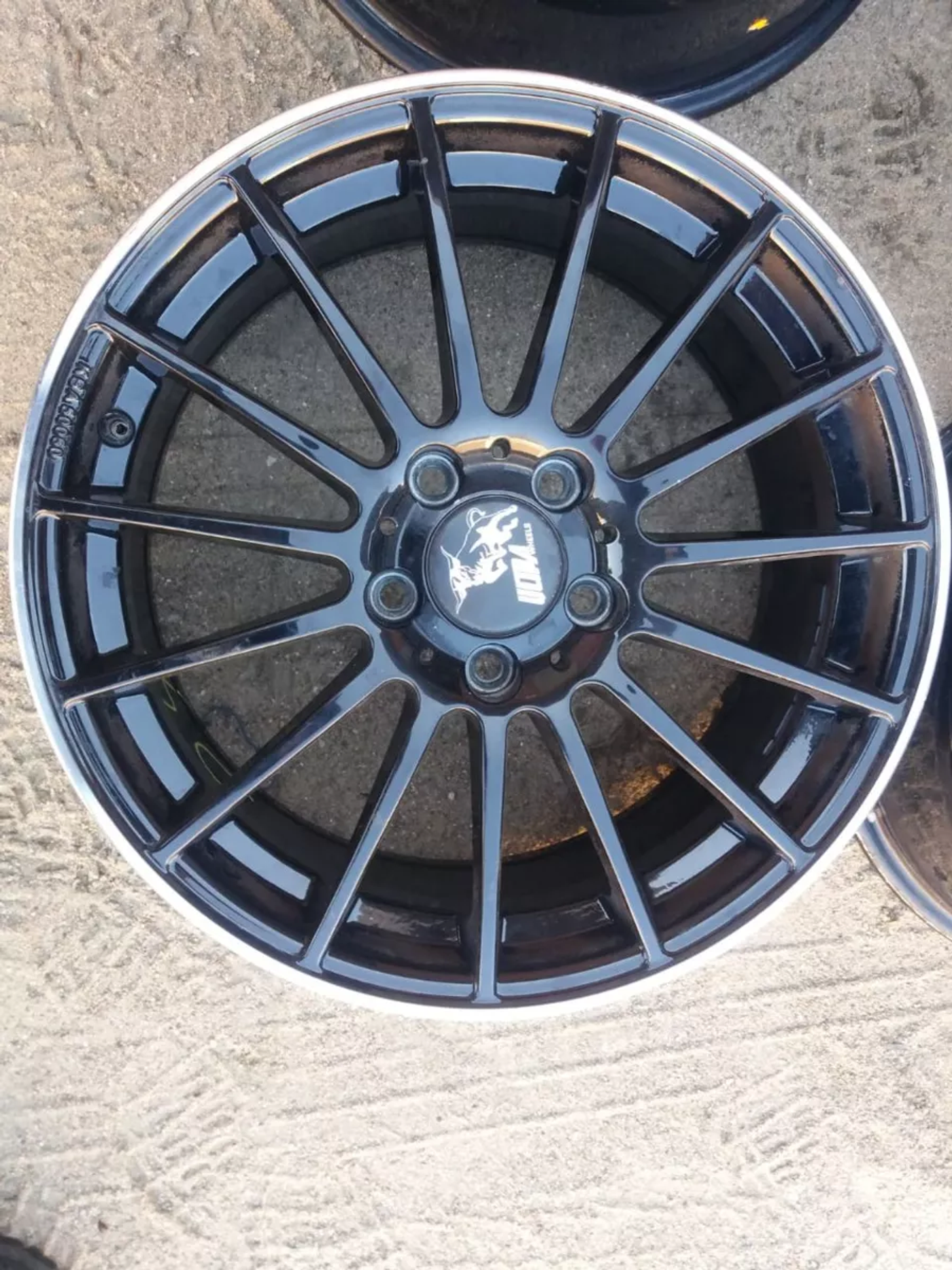 7.5xR17 5 112 ET40 DIA57.1 к Volkswagen Passat