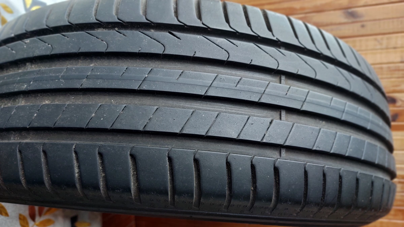 R16 215 60 Pirelli Cinturato P 7