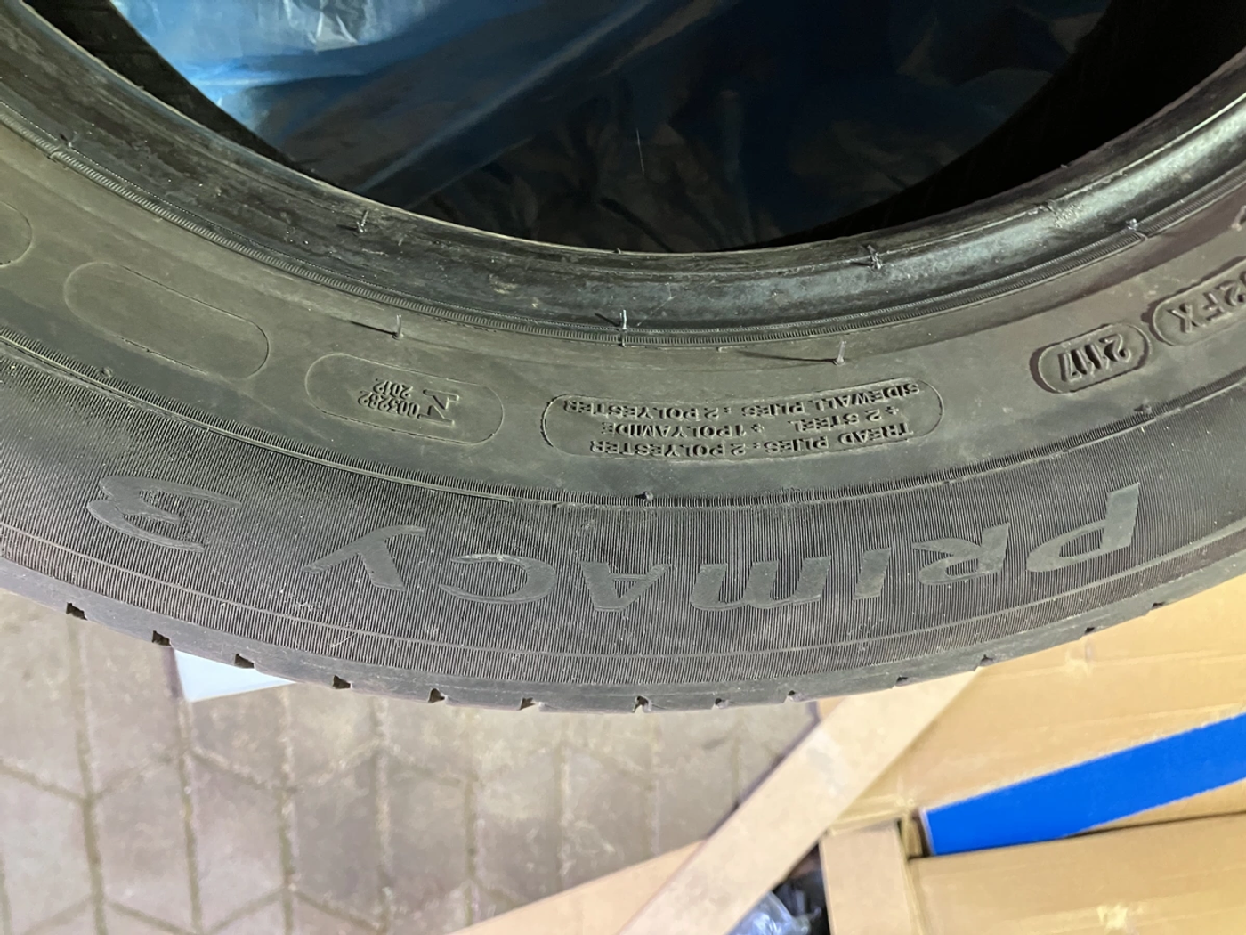 R18 235 55 Michelin Primacy 3