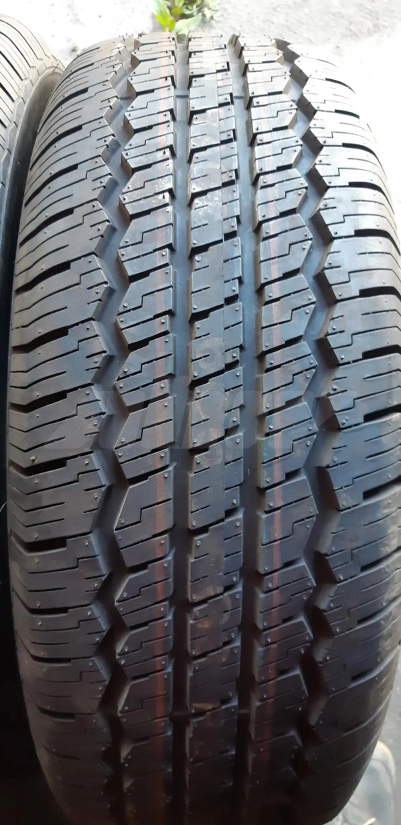 R15 255 70 Hankook RA07