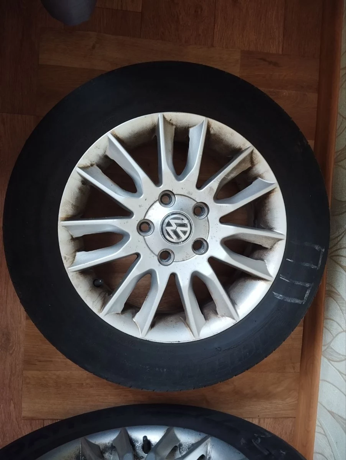 R15  Volkswagen   к Volkswagen