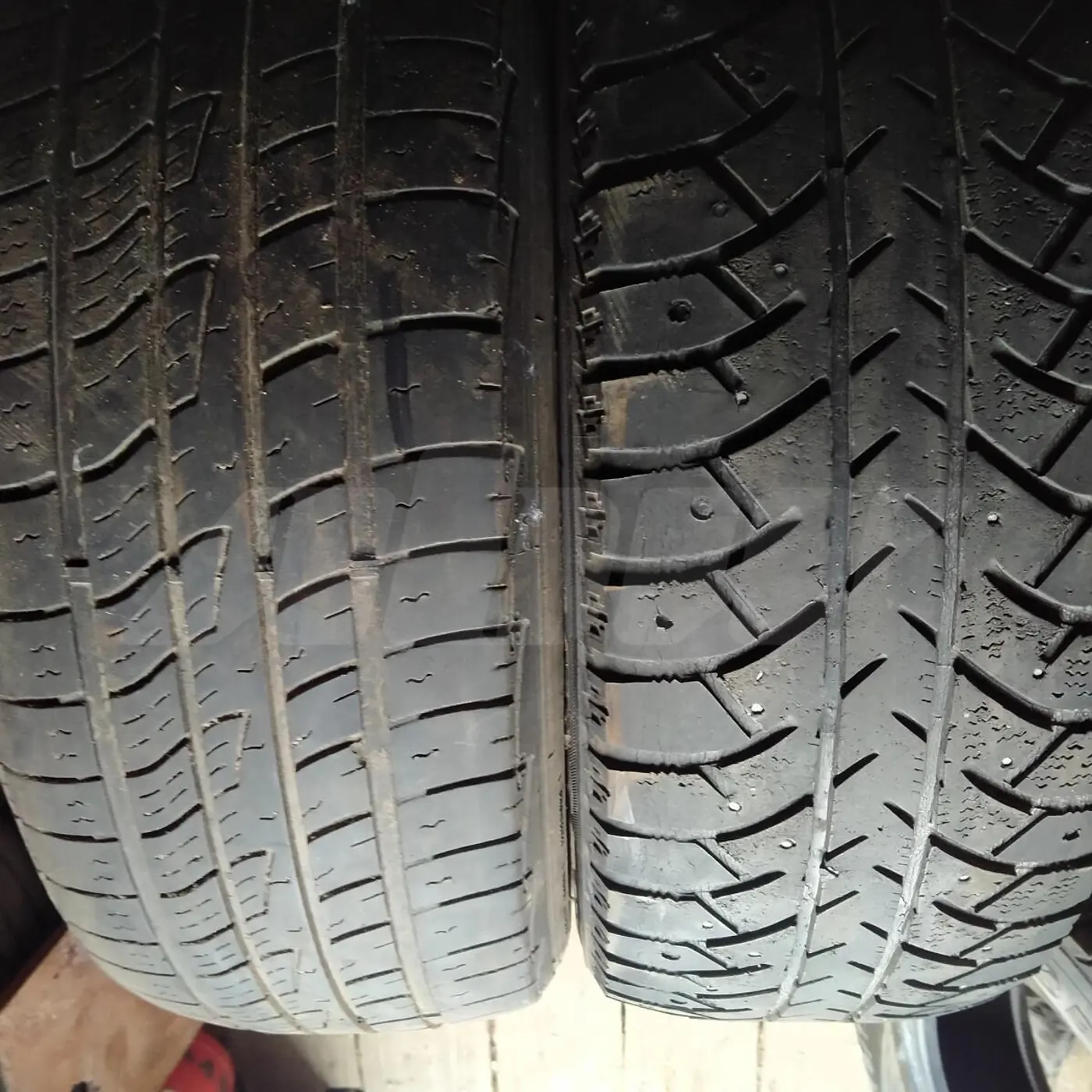 R17 215 60 Bridgestone Ен