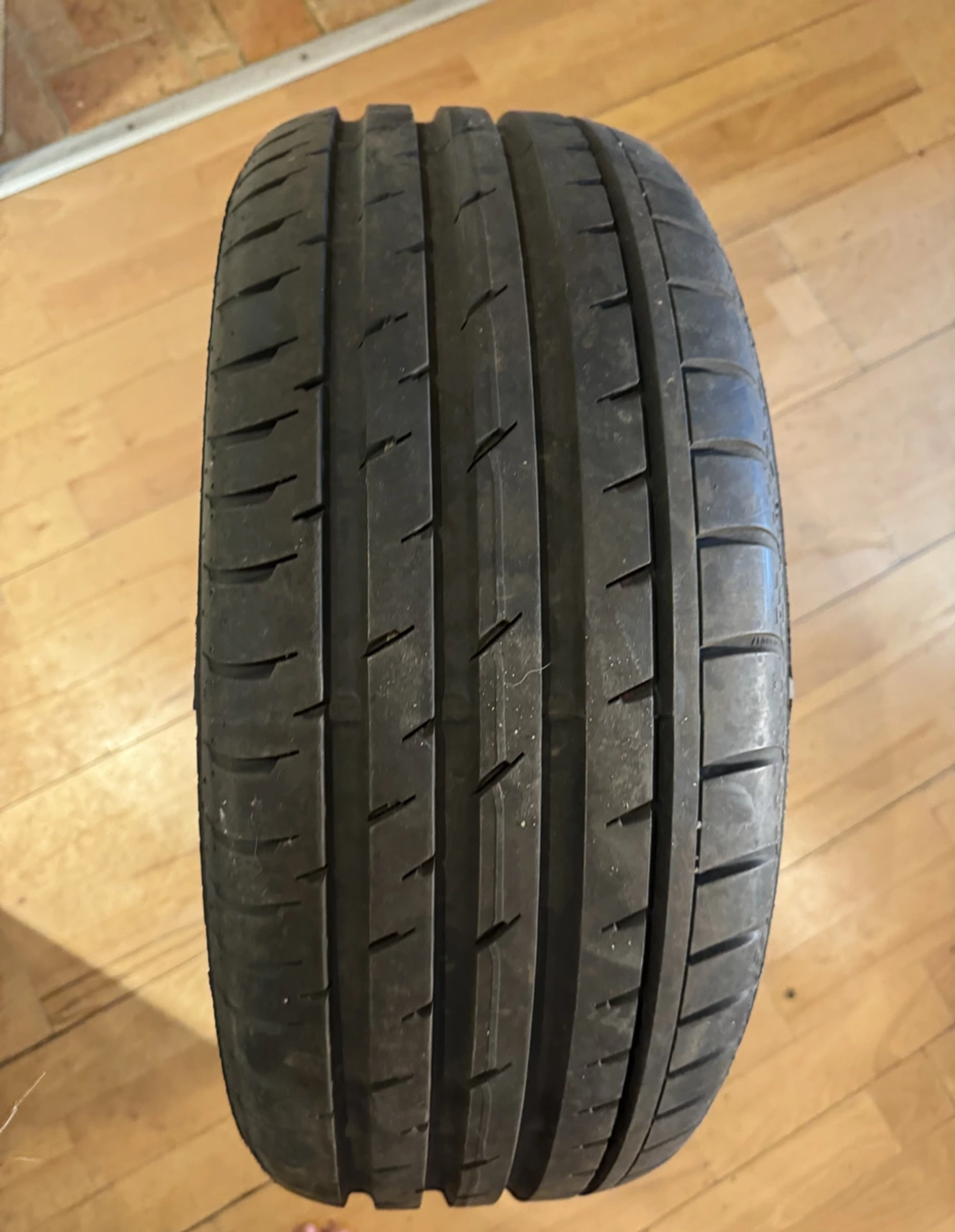 R17 225 45 Continental ContiSportContact
