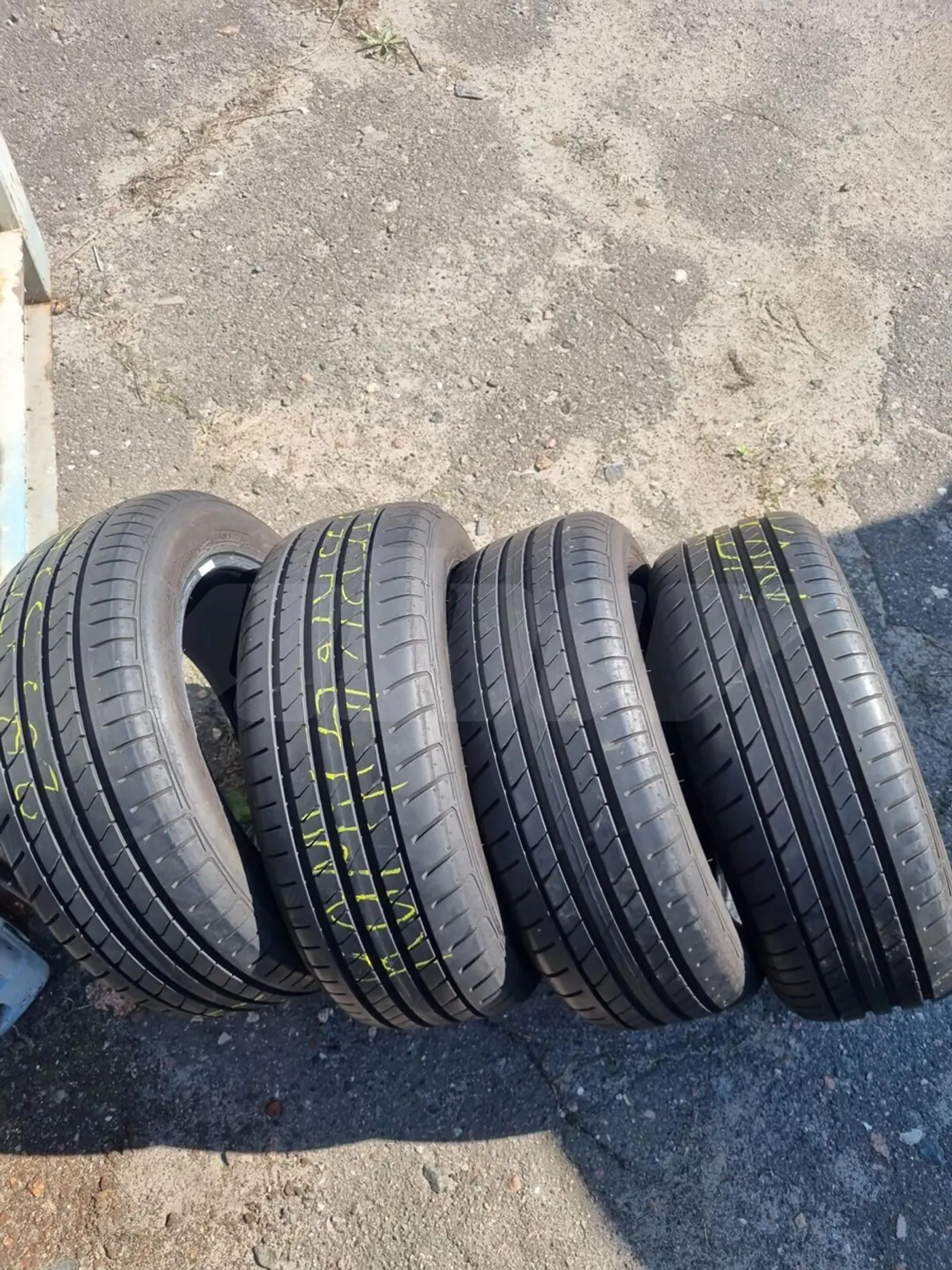 R16 205 55 Dunlop Sport max2