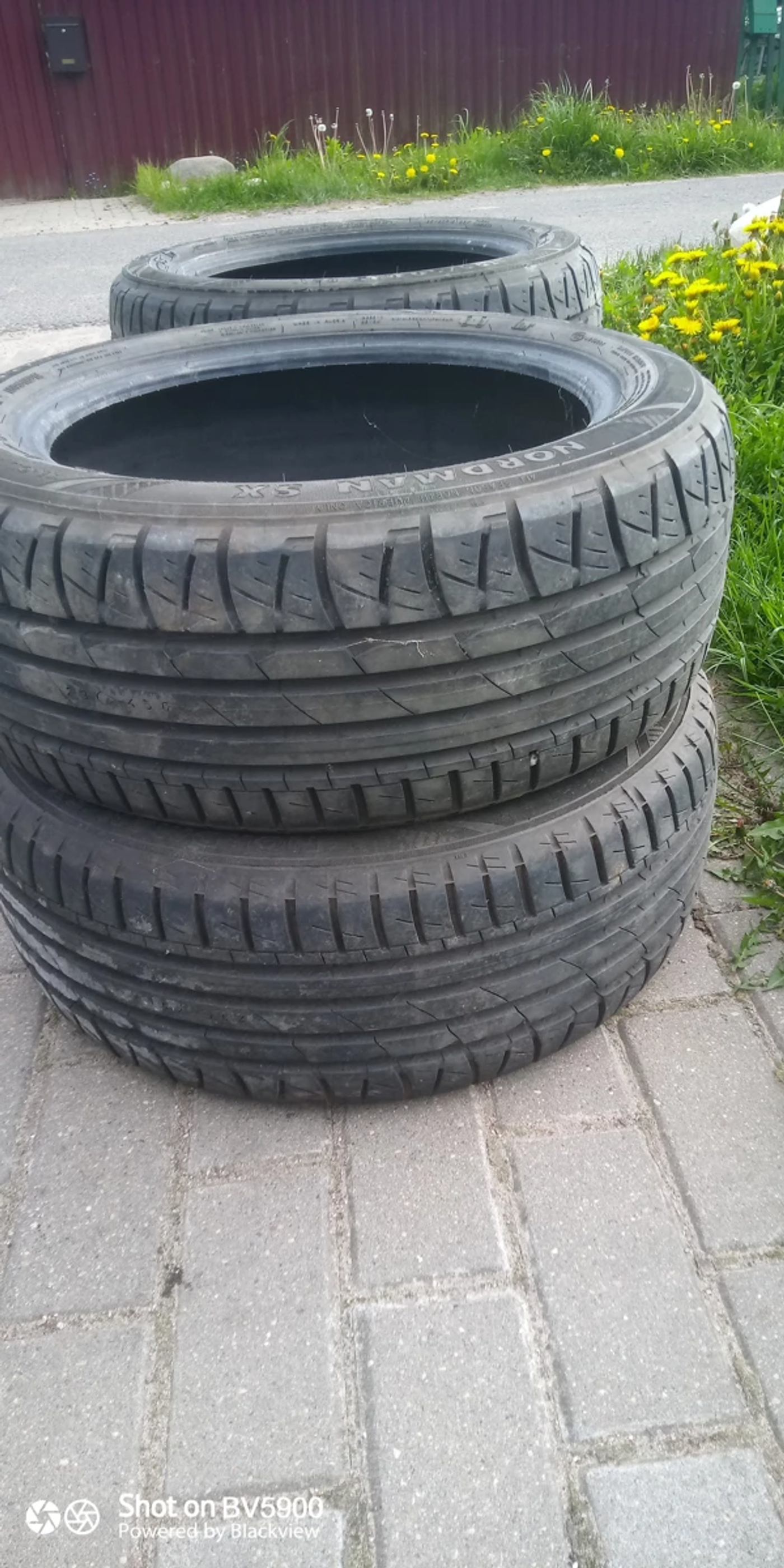 R15 195 50 Nokian nordman sx