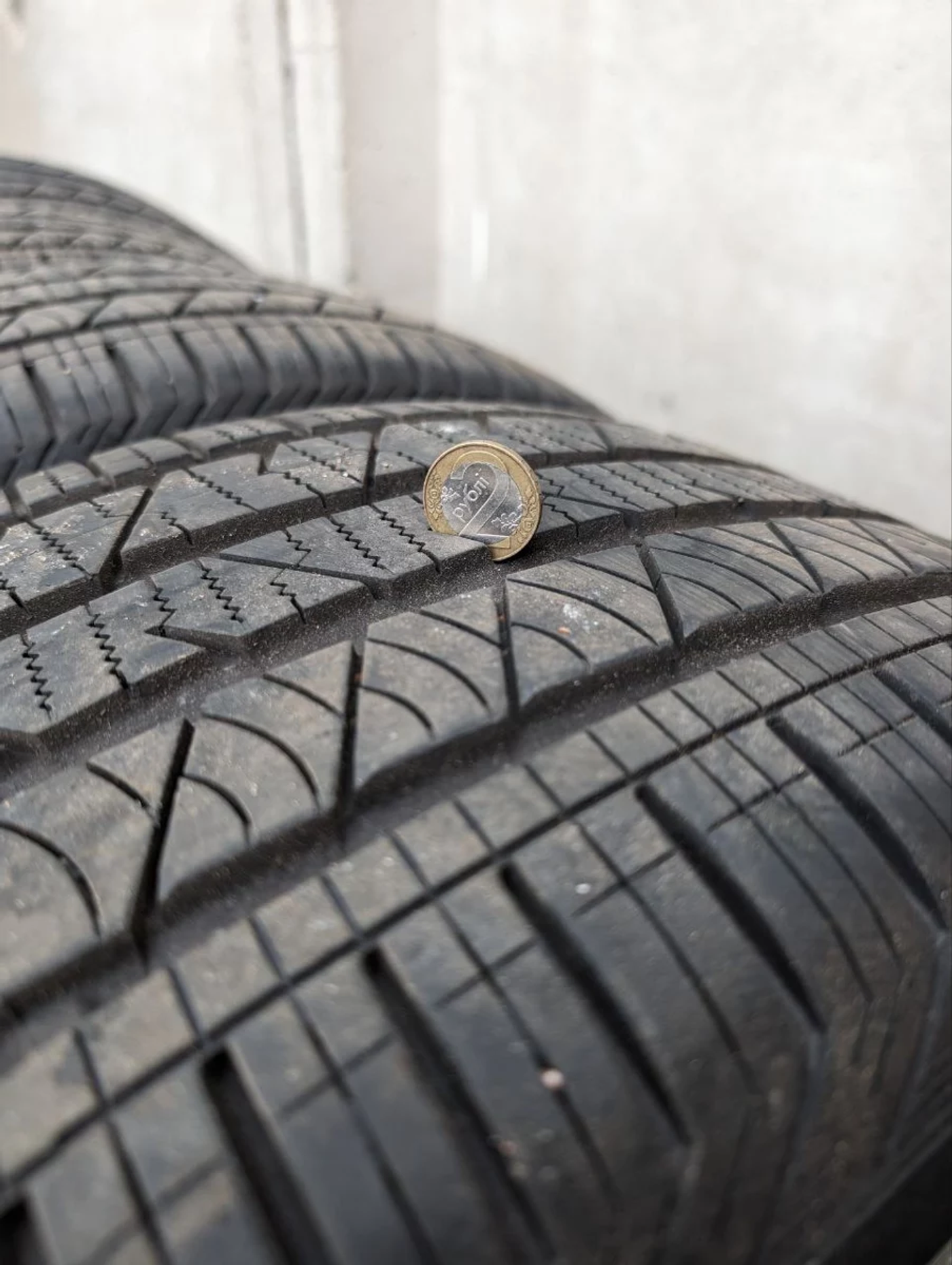 R21 265 45 Continental Cross contact