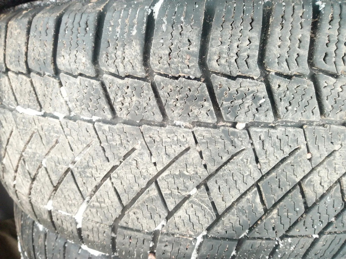 R20 255 40 Continental ContiWinterContact TS 830