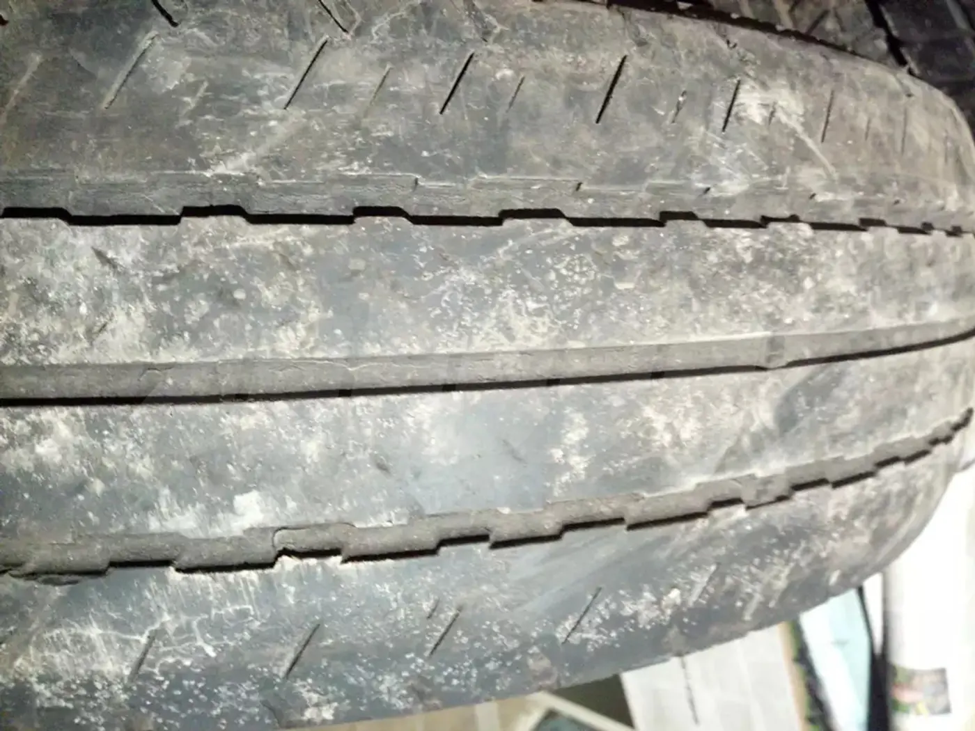 R16C 195 75 Nexen CP321