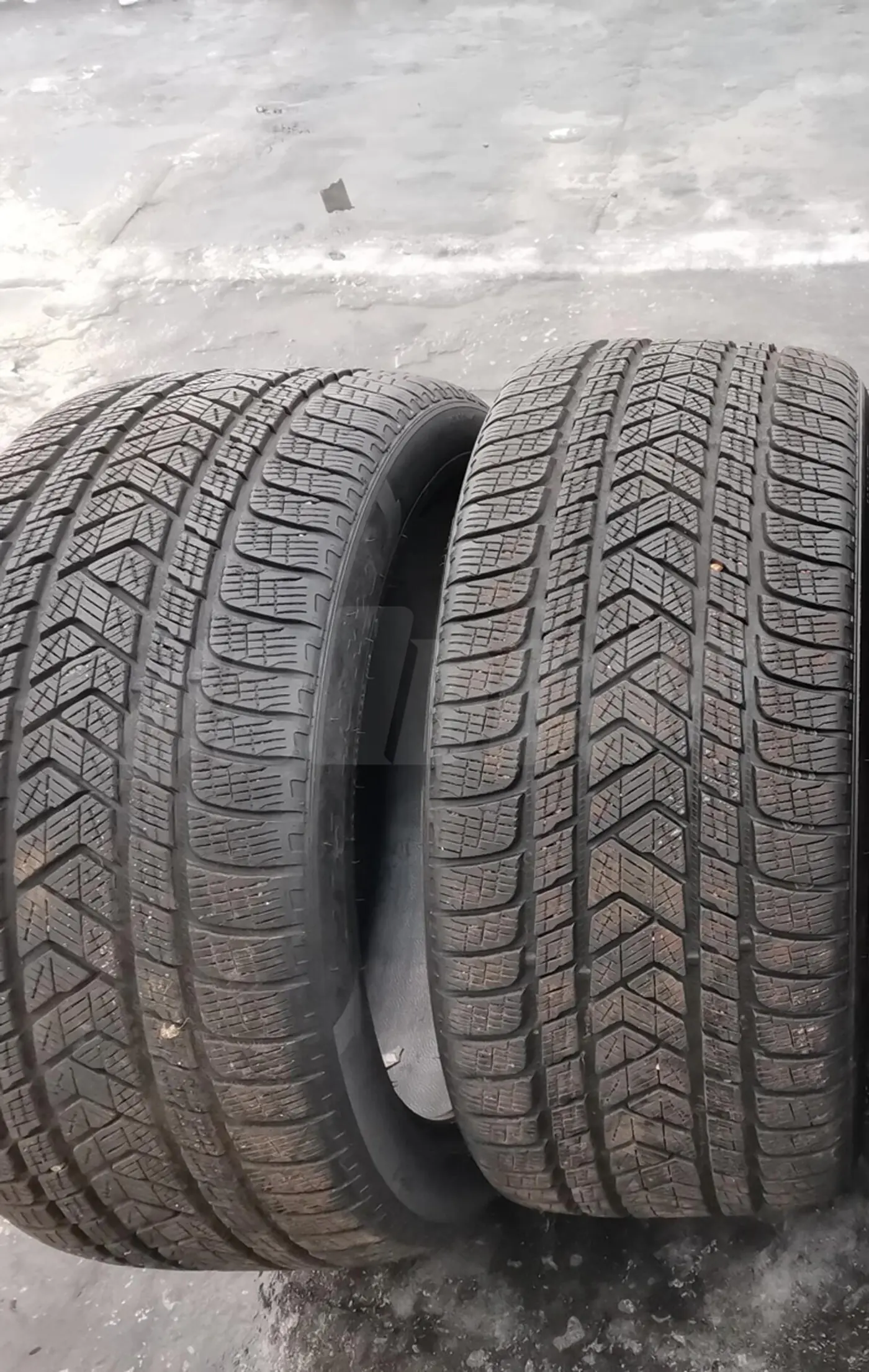 R20 275 40 Pirelli Scorpion Winter Runflat RSC