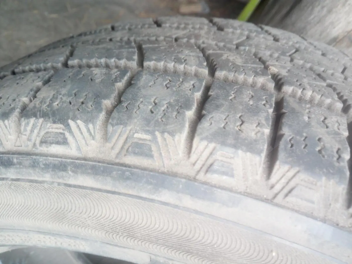 R16 205 55 Kumho kw21
