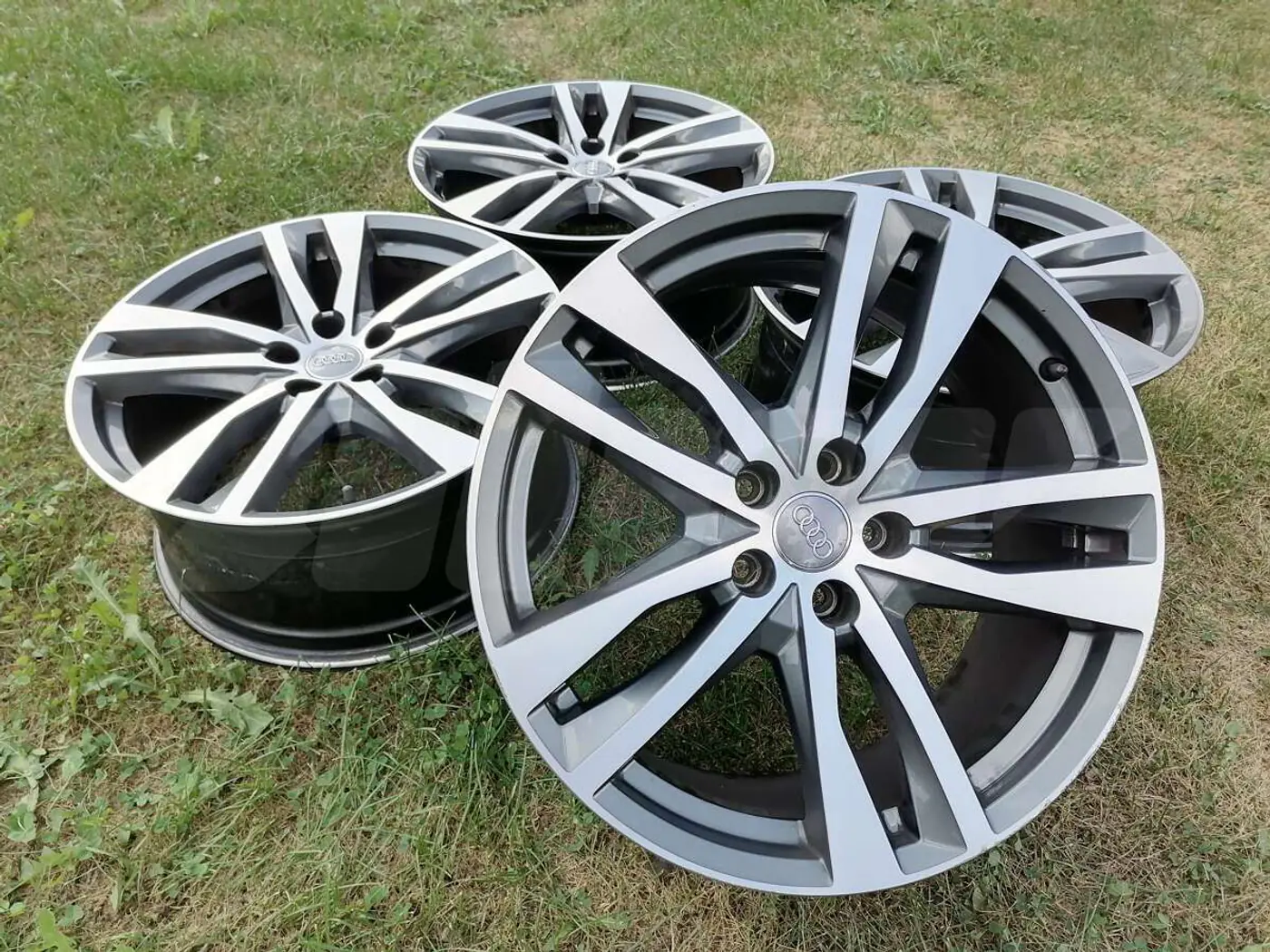 8.5xR19 5 112 ET40 DIA66.5 к Audi A6