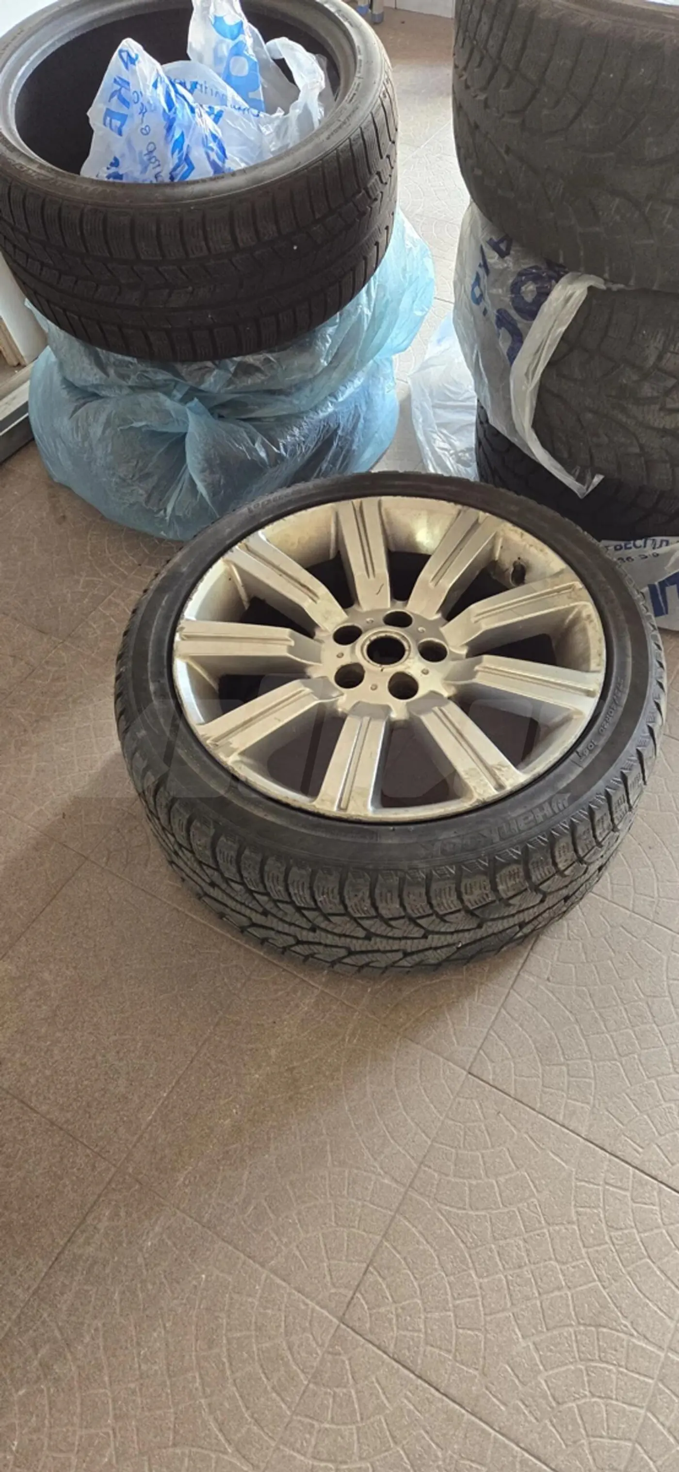 9.5xR20 5 120 ET53 DIA72.6 к Land Rover Range Rover Sport
