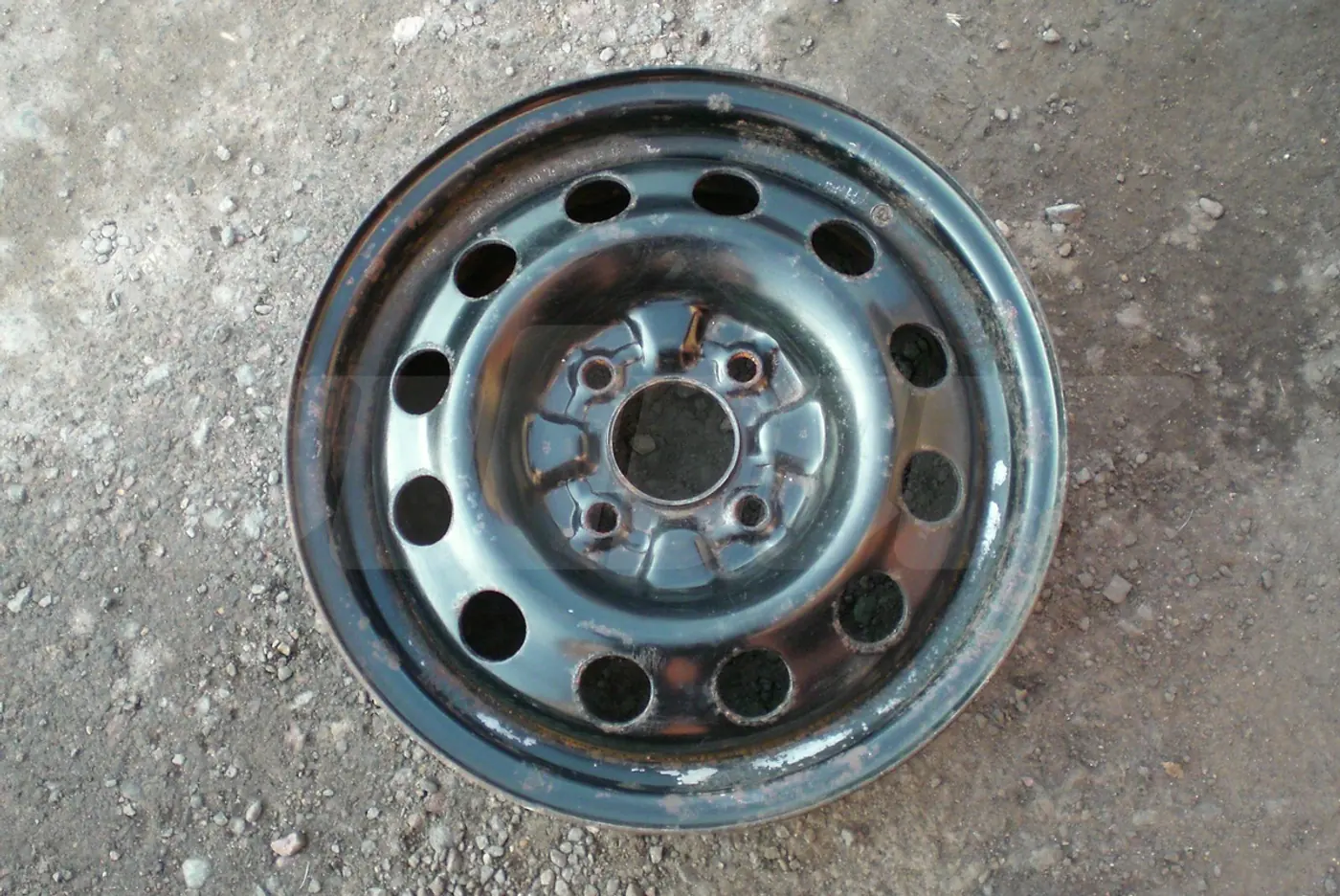 6xR15 4 114 ET40 DIA66.1 к Nissan BE-1