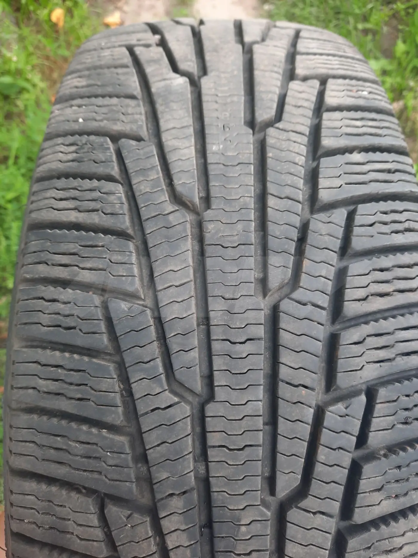 R17 215 60 Nokian nordman rs2 suv