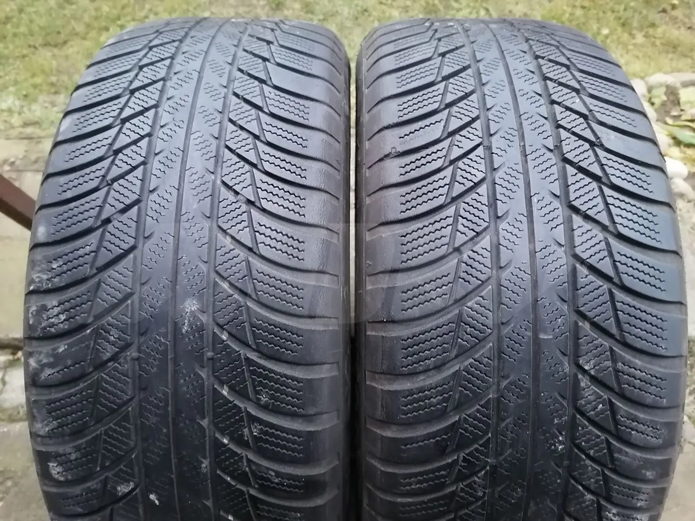 R17 215 55 Bridgestone Blizzak LM001