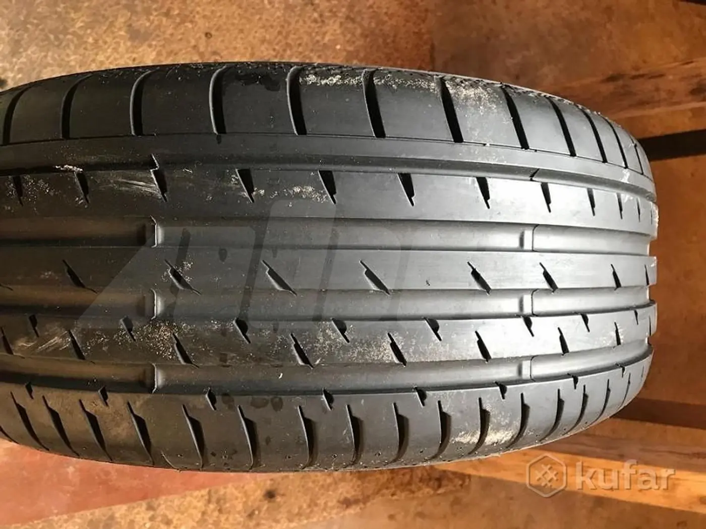 R17 225 45 Continental -3