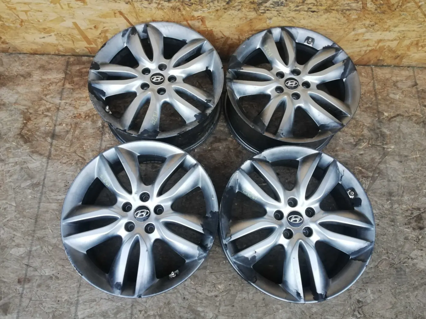 7.5xR19 Hyundai 114.3  DIA67.1 к Hyundai