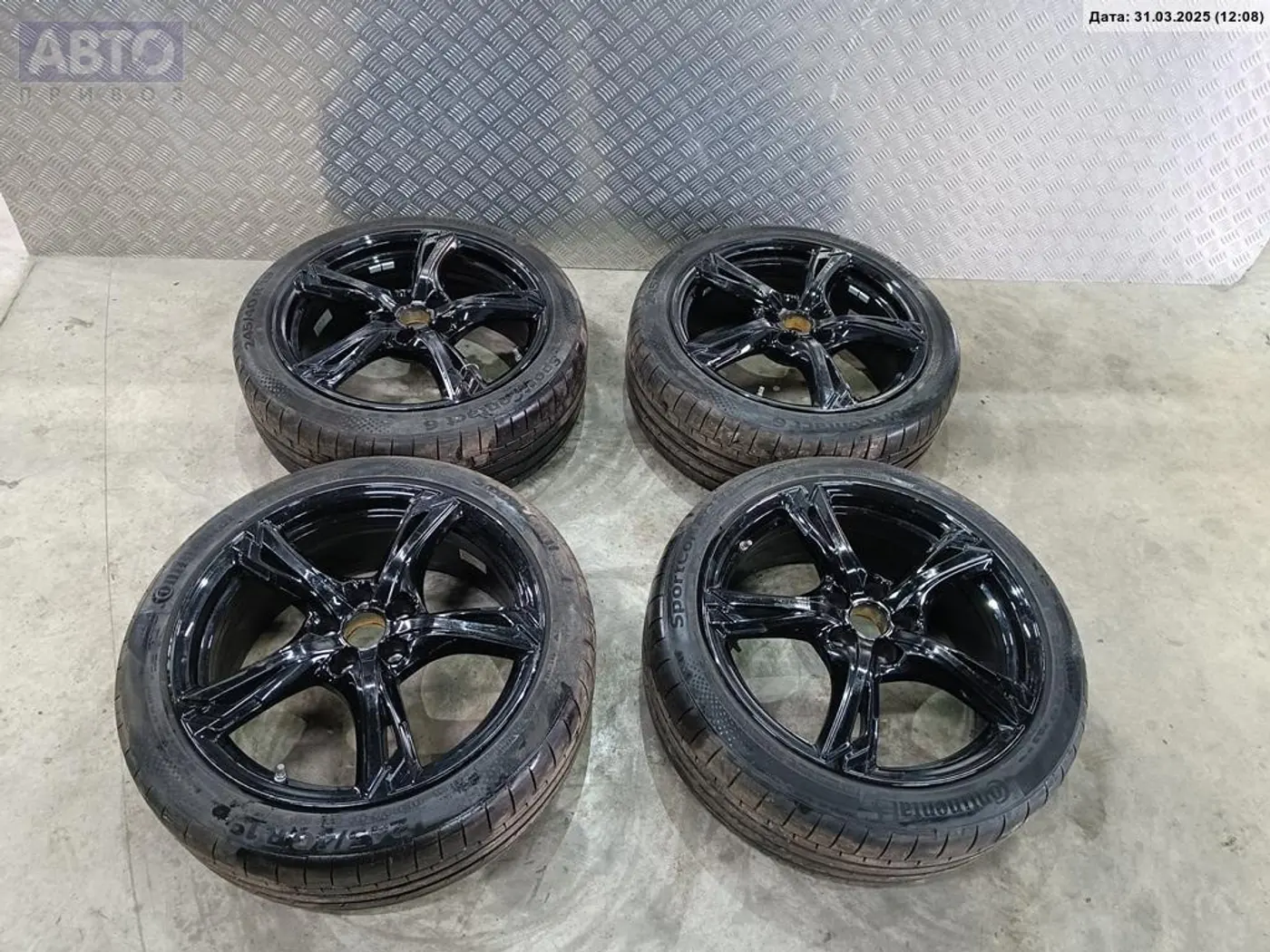 R19 Audi 66.5 ET44 DIA66.5 к Audi