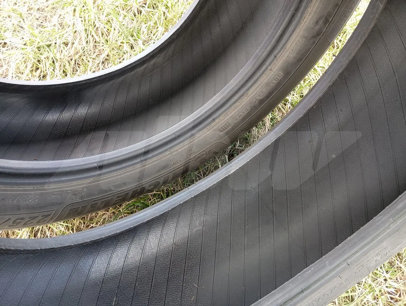 R18 235 60 Michelin Premier LTX