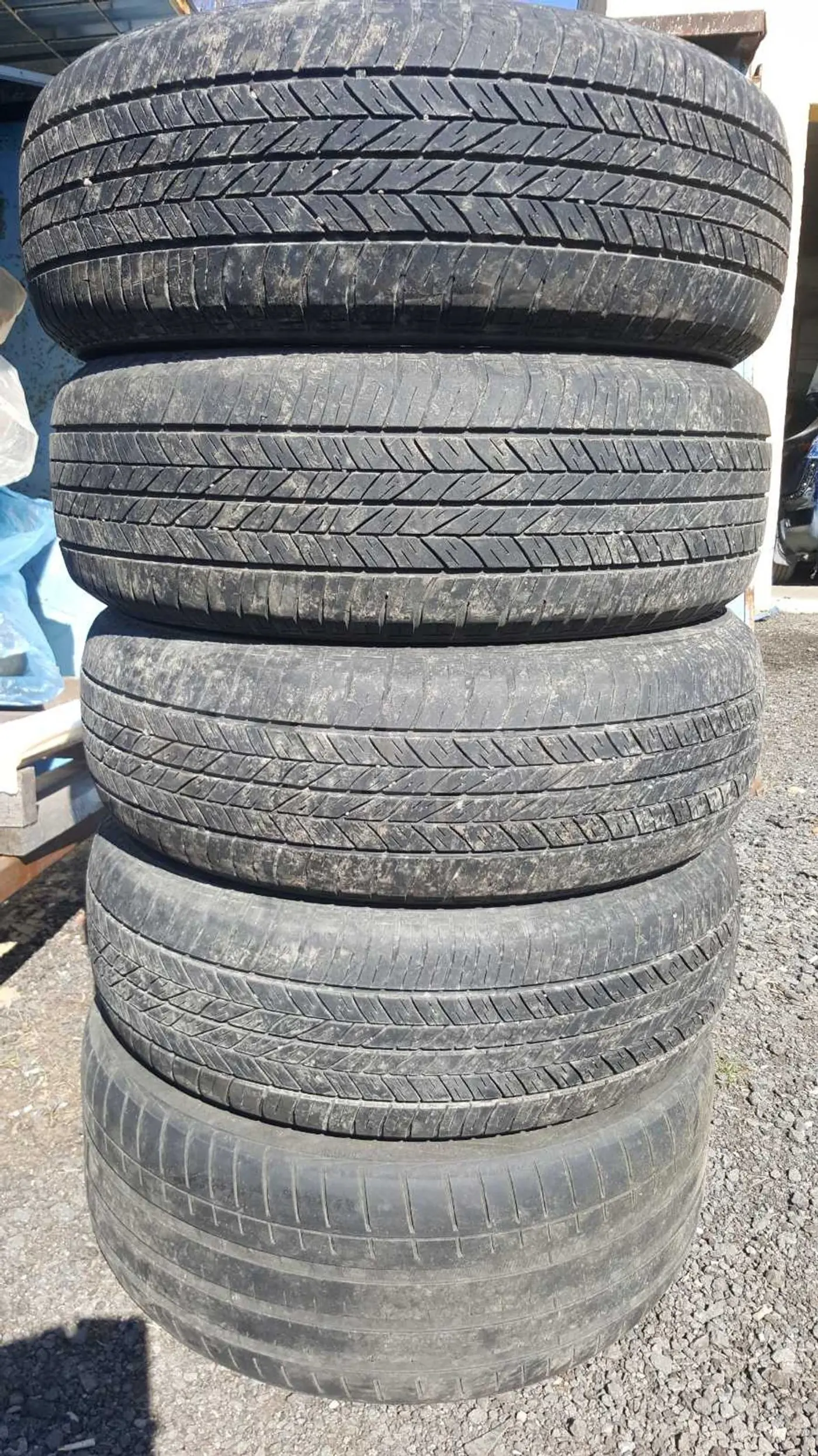 R18 225 65 Dunlop GRANDTREK ST20