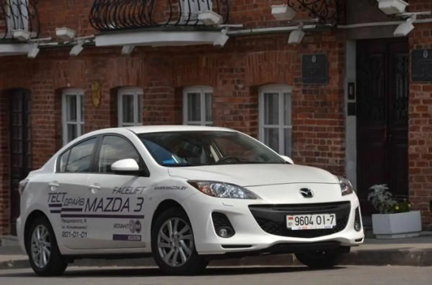 Mazda3: влюбленность, вино и ложка дегтя