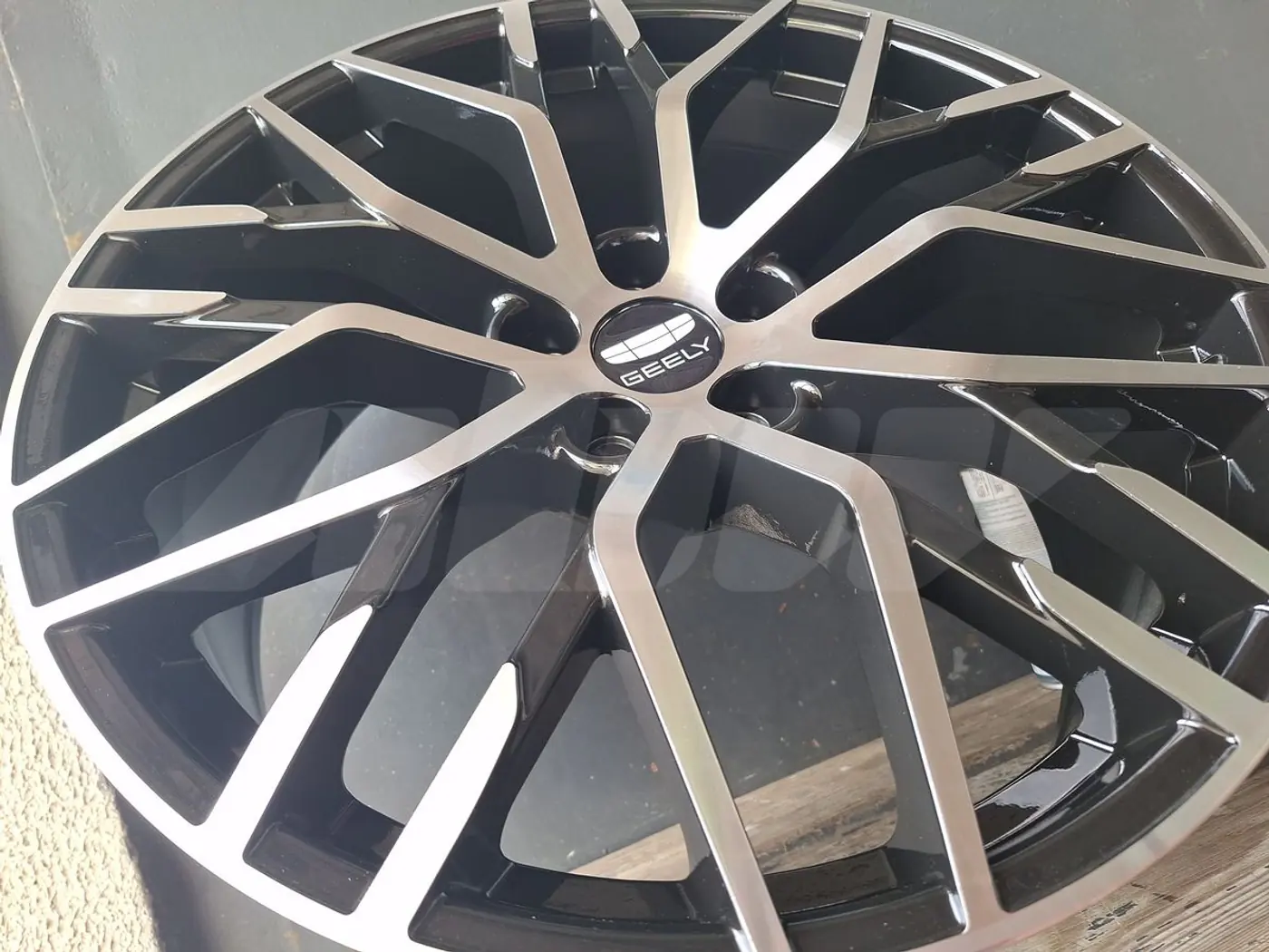 7.5xR19 5 114.3 ET46 DIA63.4 к Geely Tugella