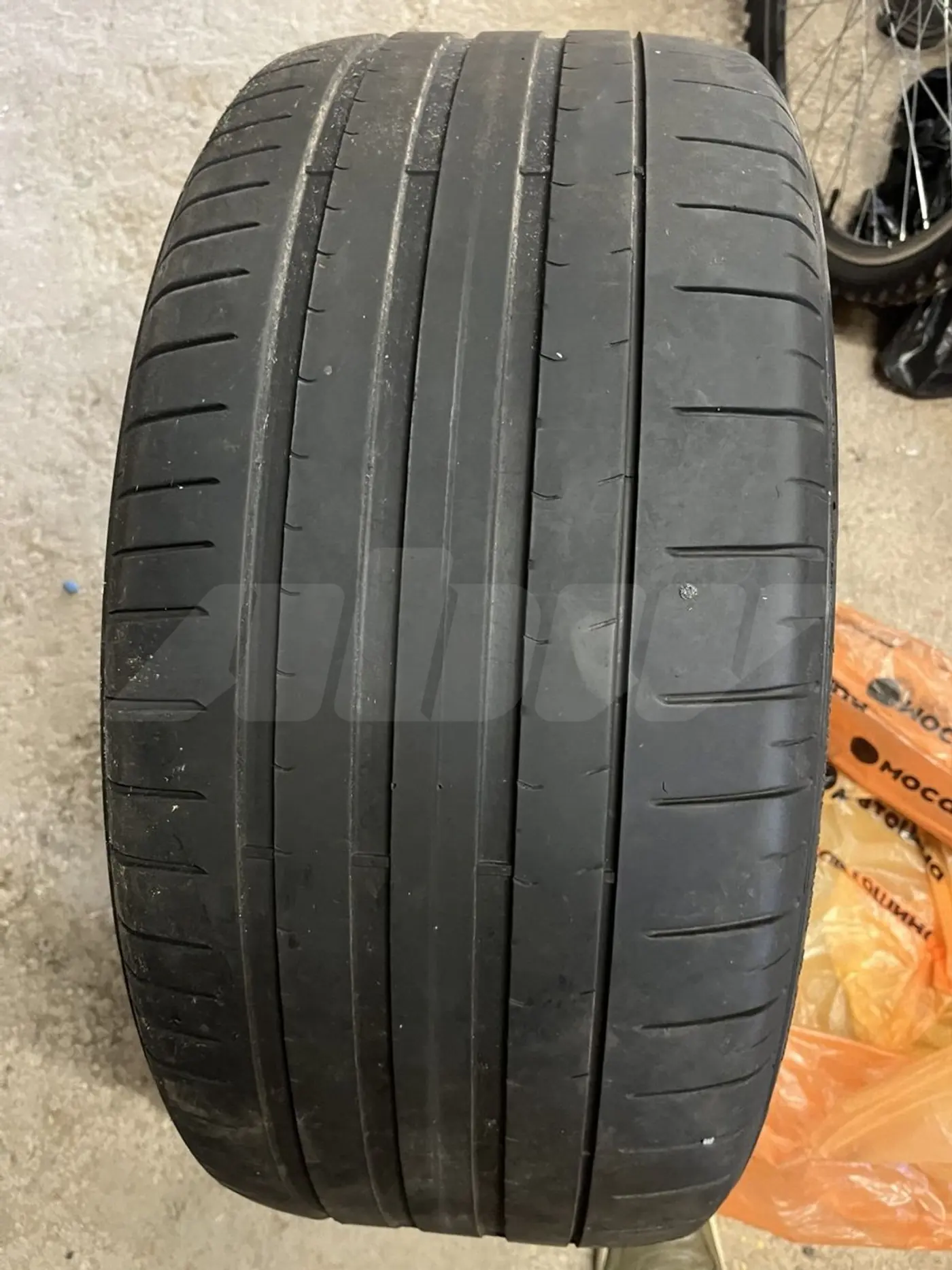 R21 285 40 Pirelli zero