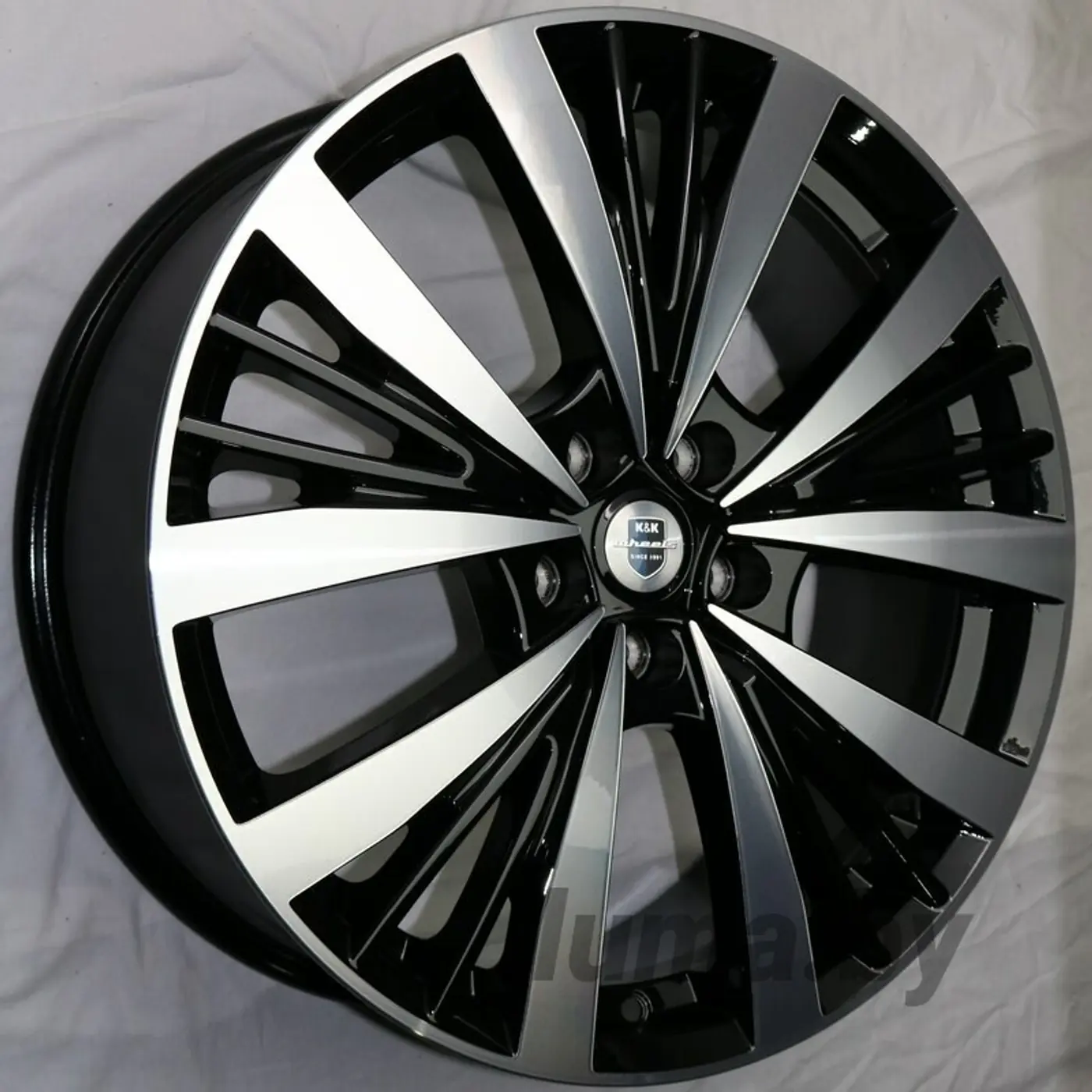 7.5xR19 5 114.3 ET40 DIA66.1 к Nissan X-Trail