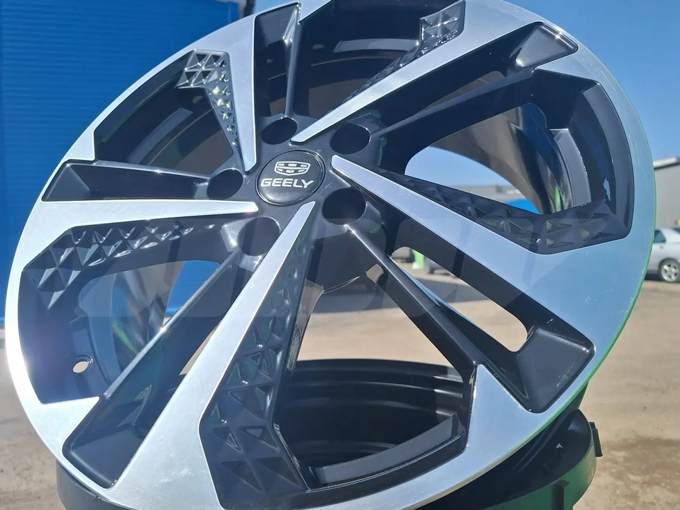 7xR18 Geely 114.3 ET35 DIA67.1 к Geely