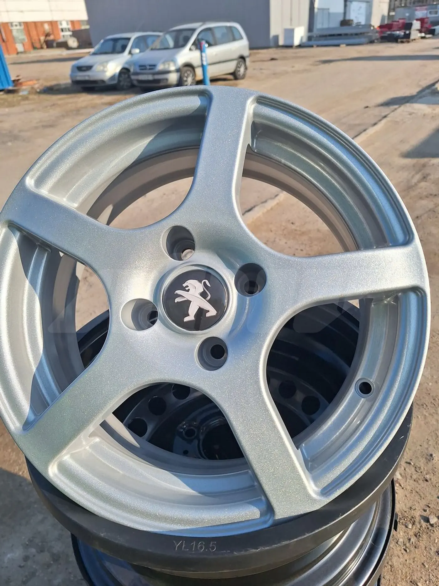 6xR15 4 108 ET24 DIA65.1 к Peugeot 408