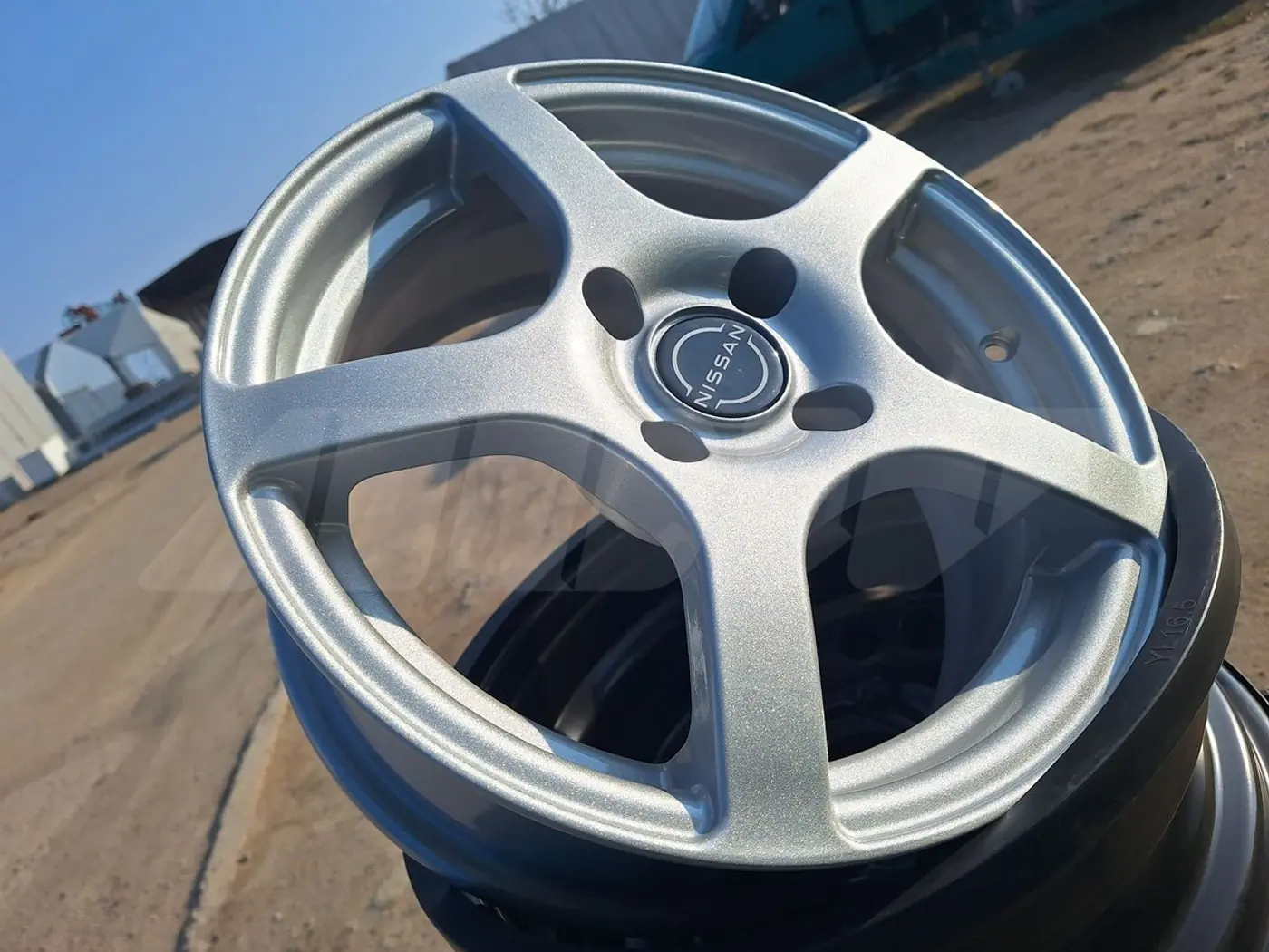 6xR15 4 100 ET45 DIA60.1 к Nissan Micra