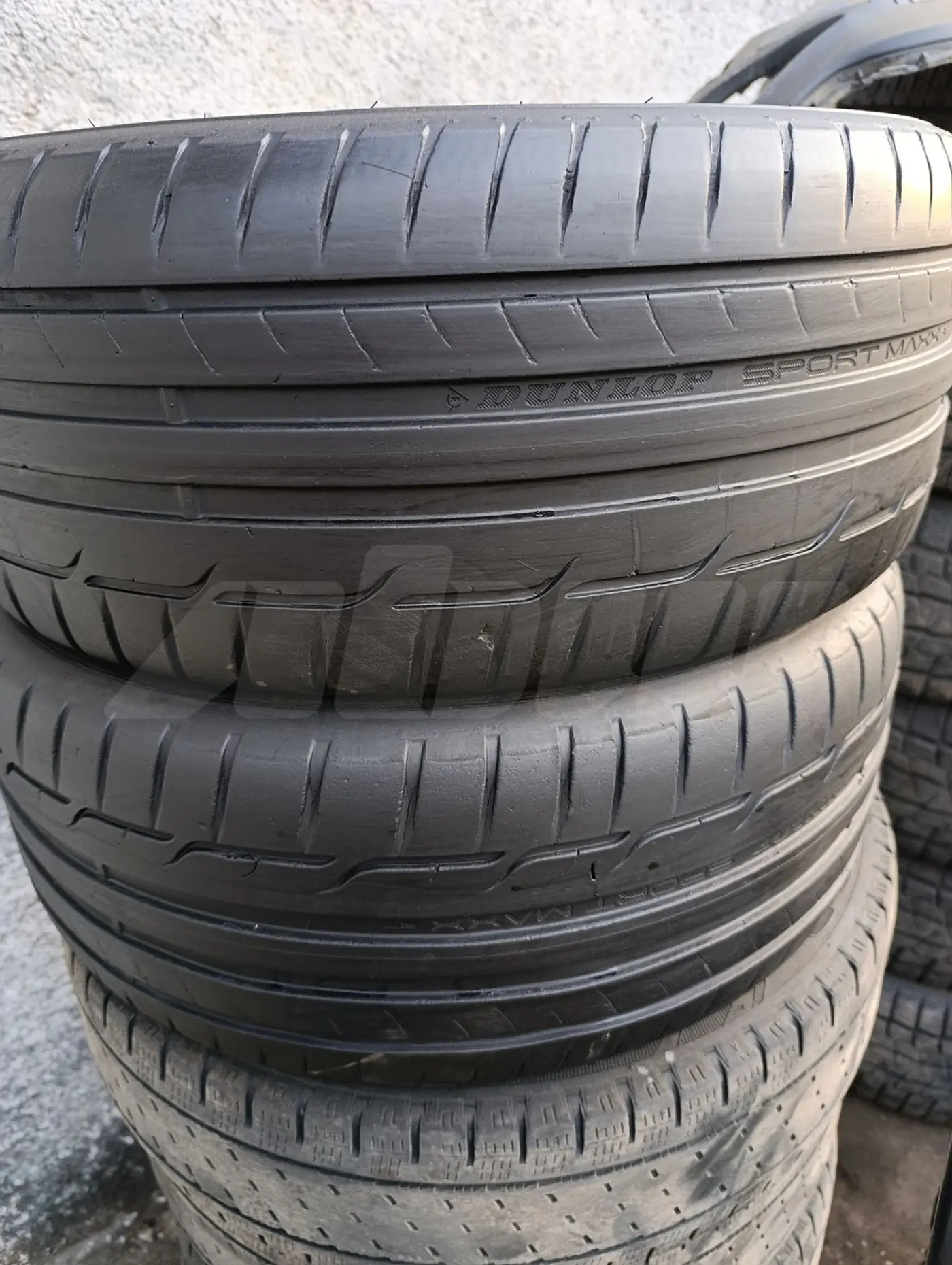 R17 225 45 Dunlop Sport