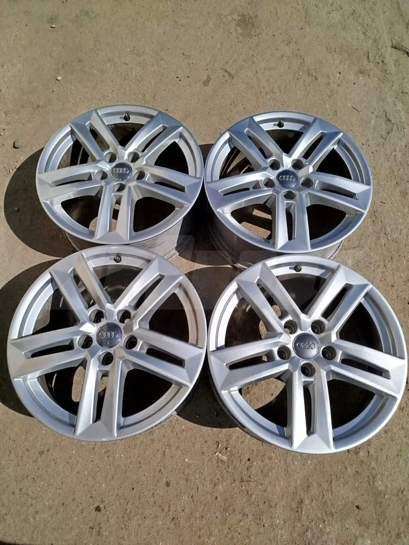 7xR17 5 112 ET42 DIA66.6 к Audi A4