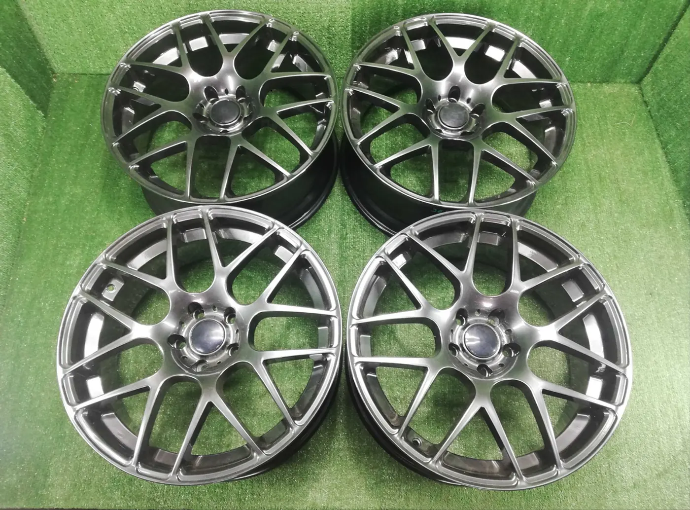 8.5xR20 5 120 ET33 DIA72.6 к BMW