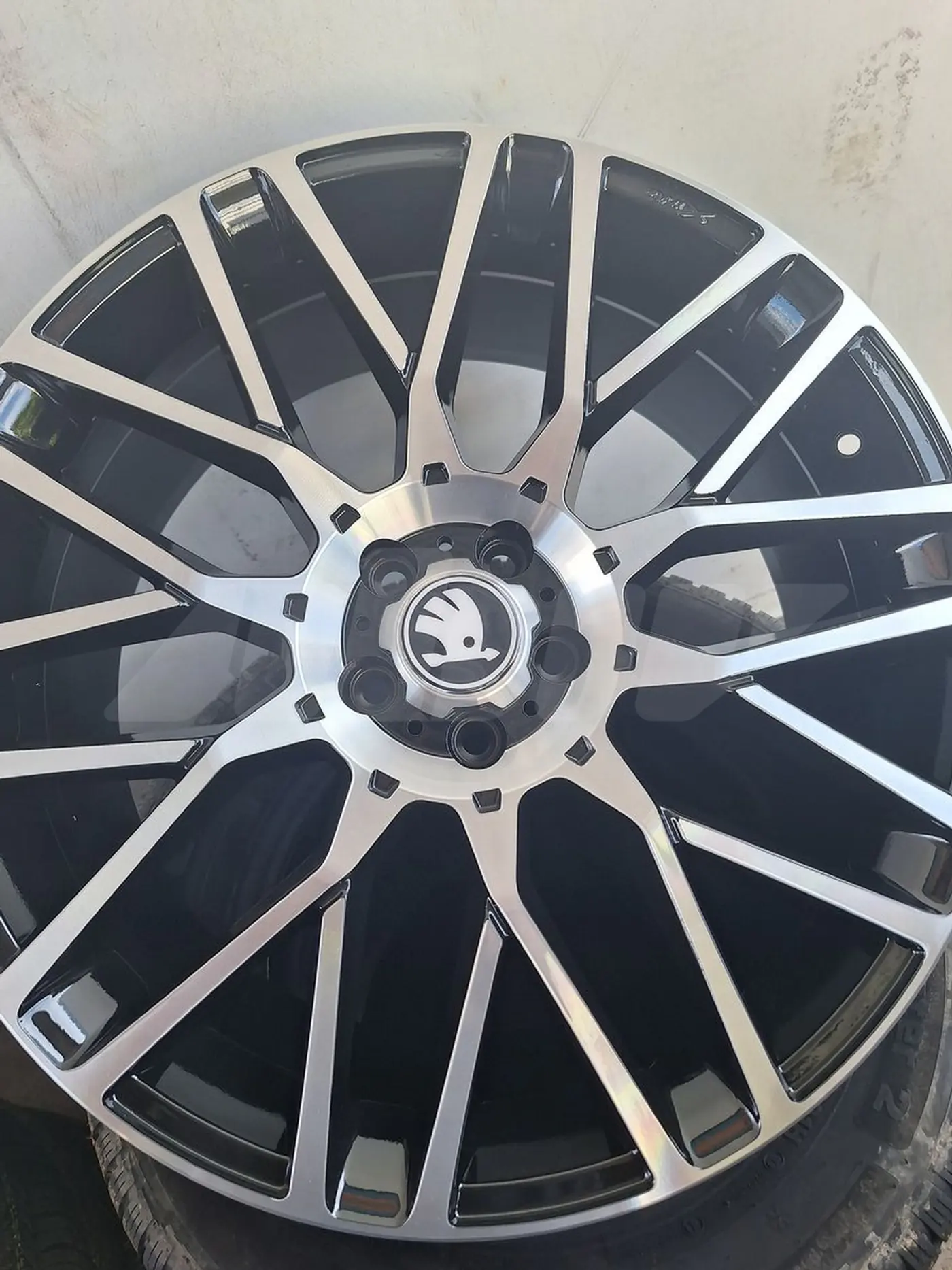 6xR15 5 100 ET38 DIA57.1 к Skoda Rapid